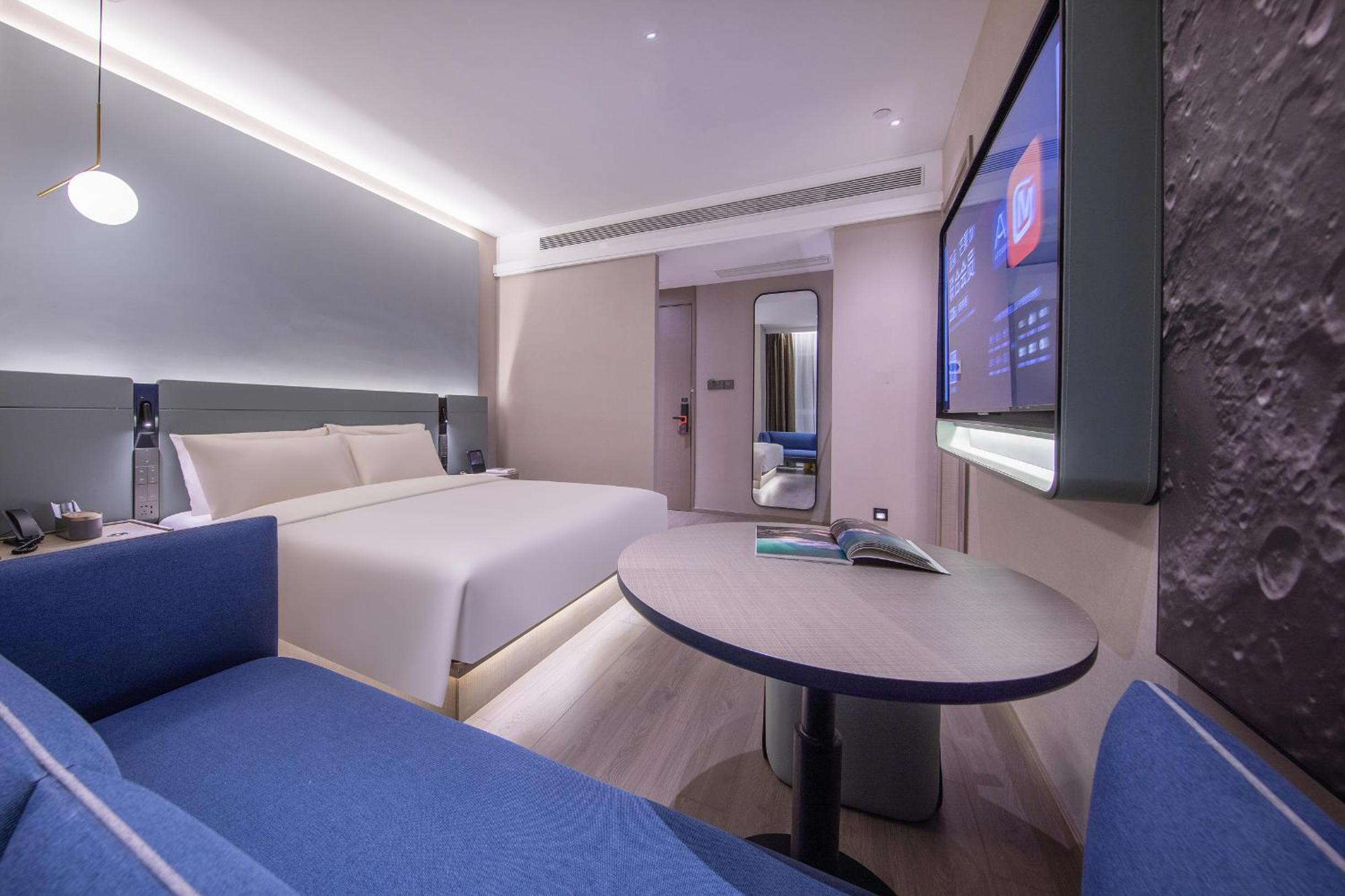 Superior Double Room with Inner Window