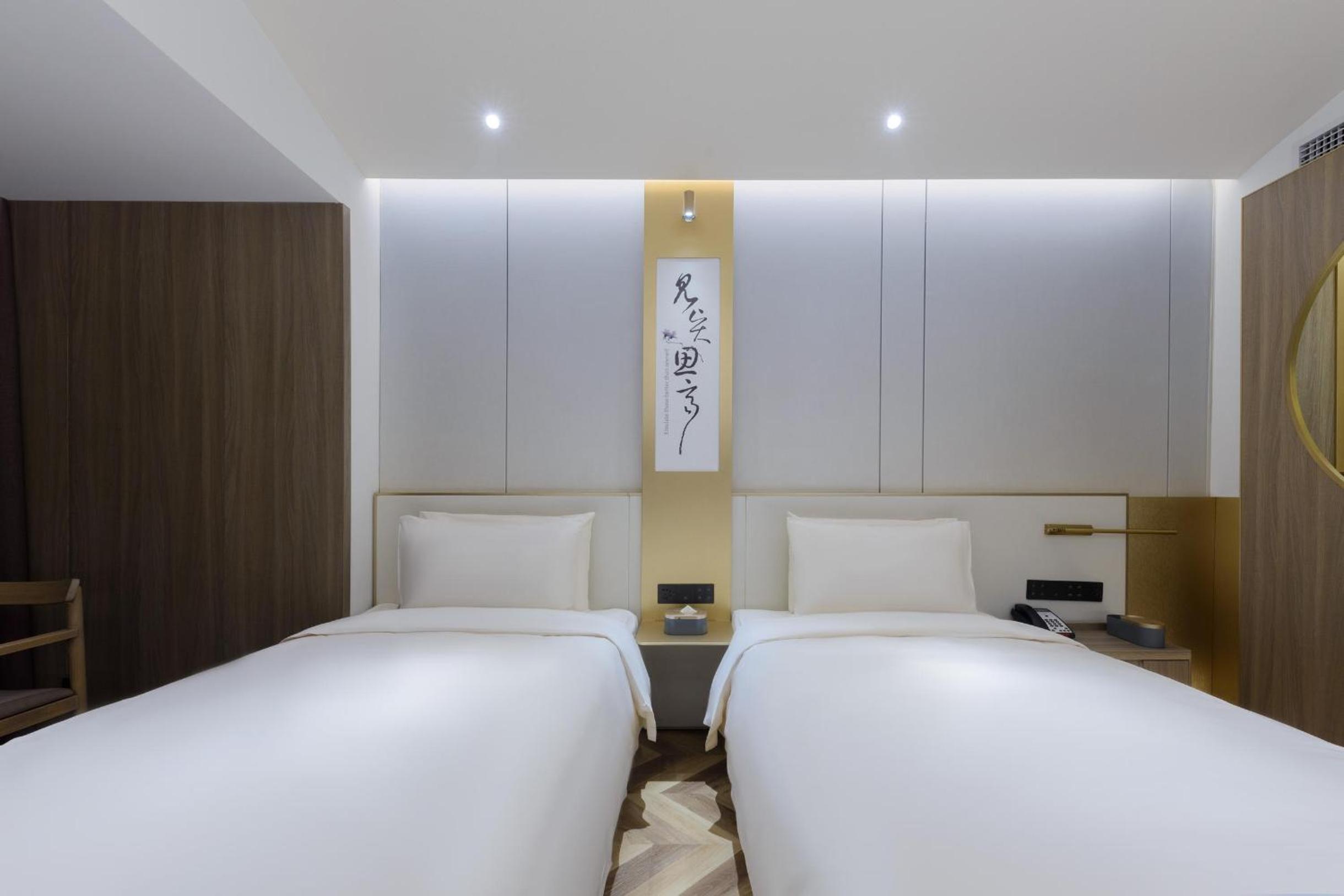 Jimu Twin Room