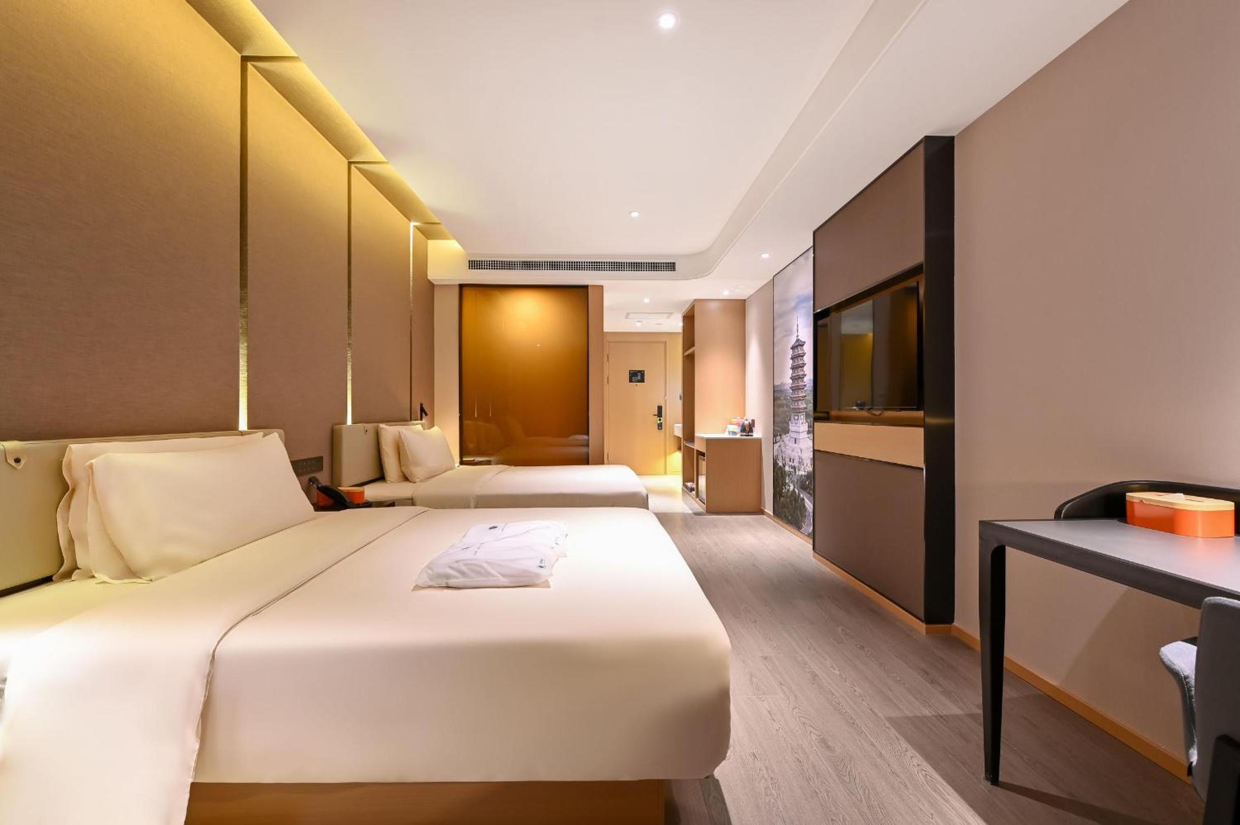 Superior Twin Room photo 3