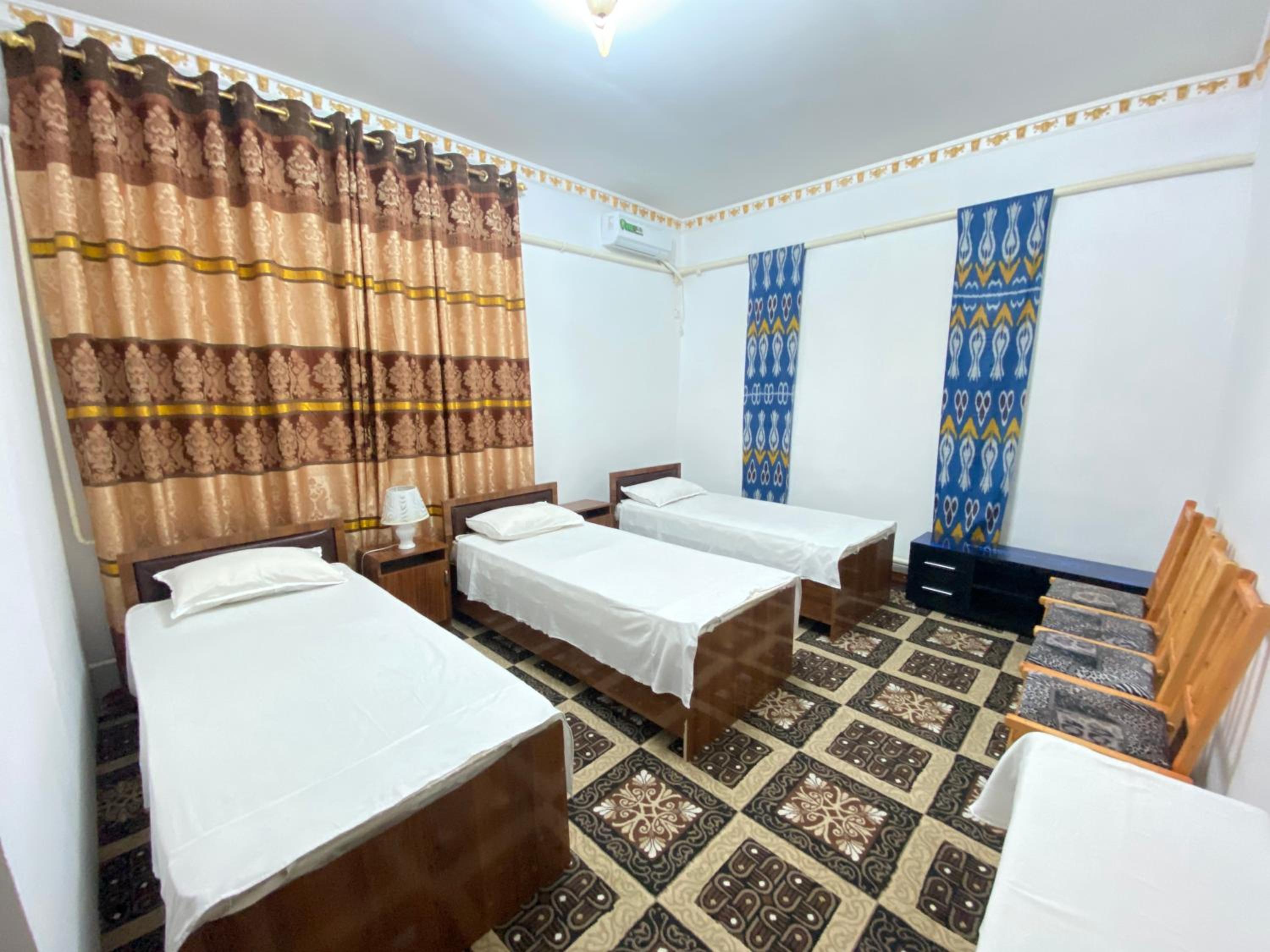 Standard Triple Room photo 2