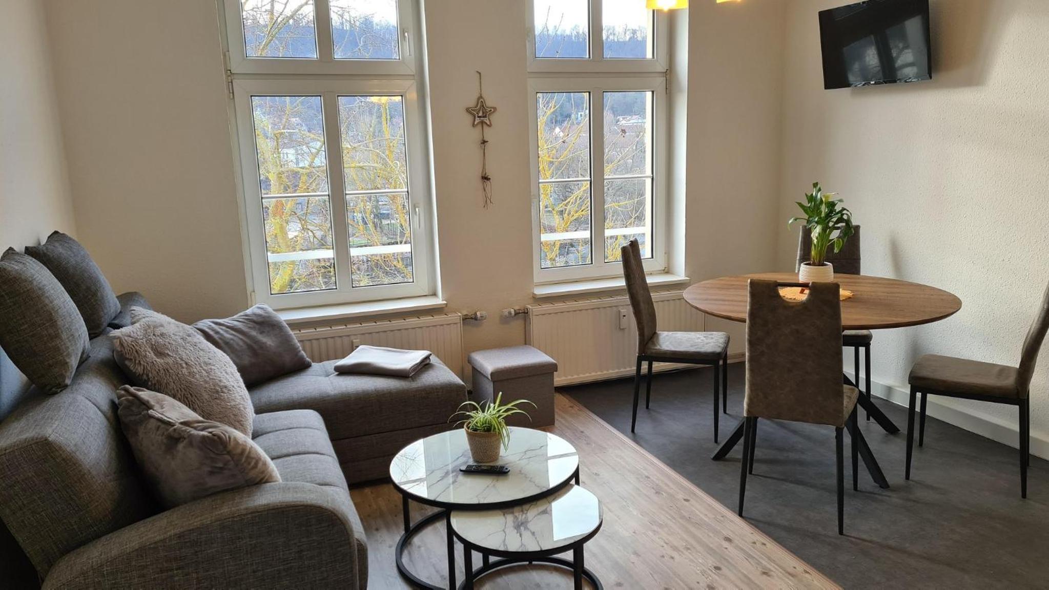 One-Bedroom Apartment photo 2