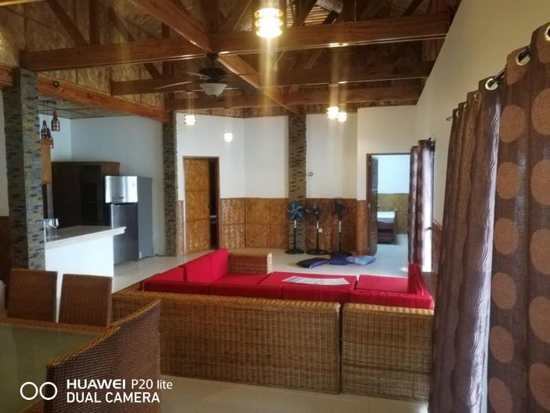 Executive Suite - Photo 7
