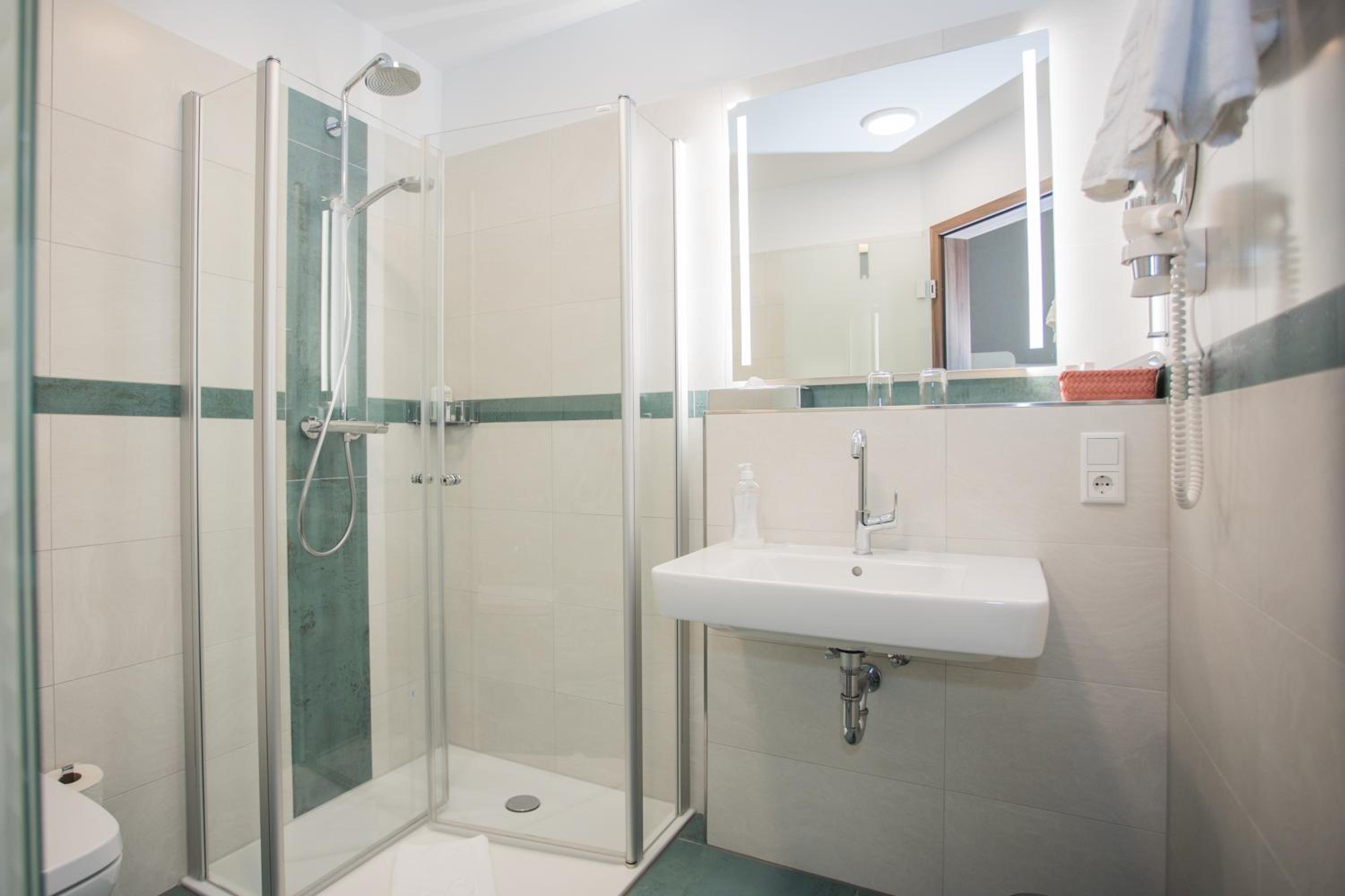 Large Double Room photo 3