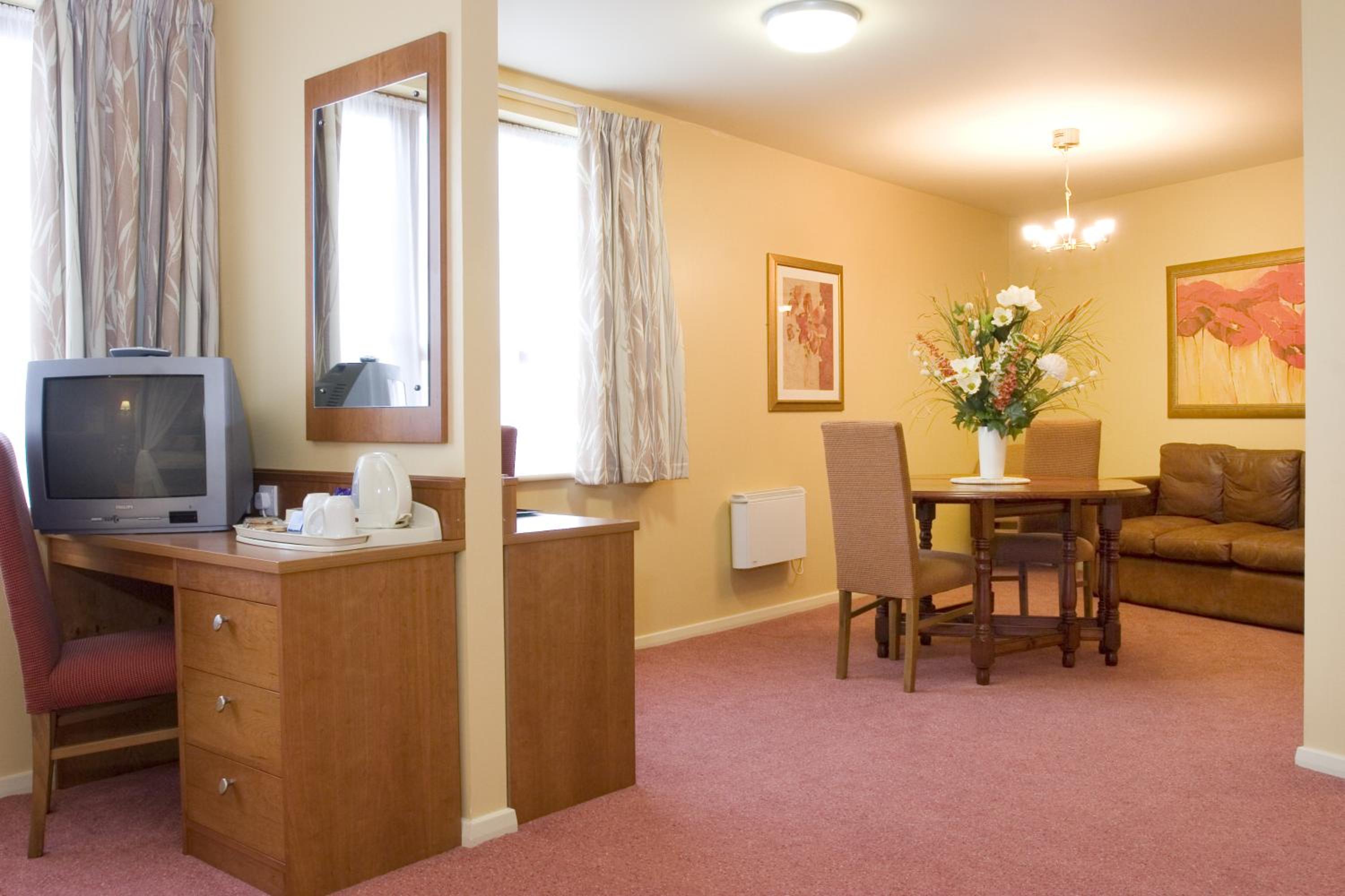Executive / Bridal Suite photo 2
