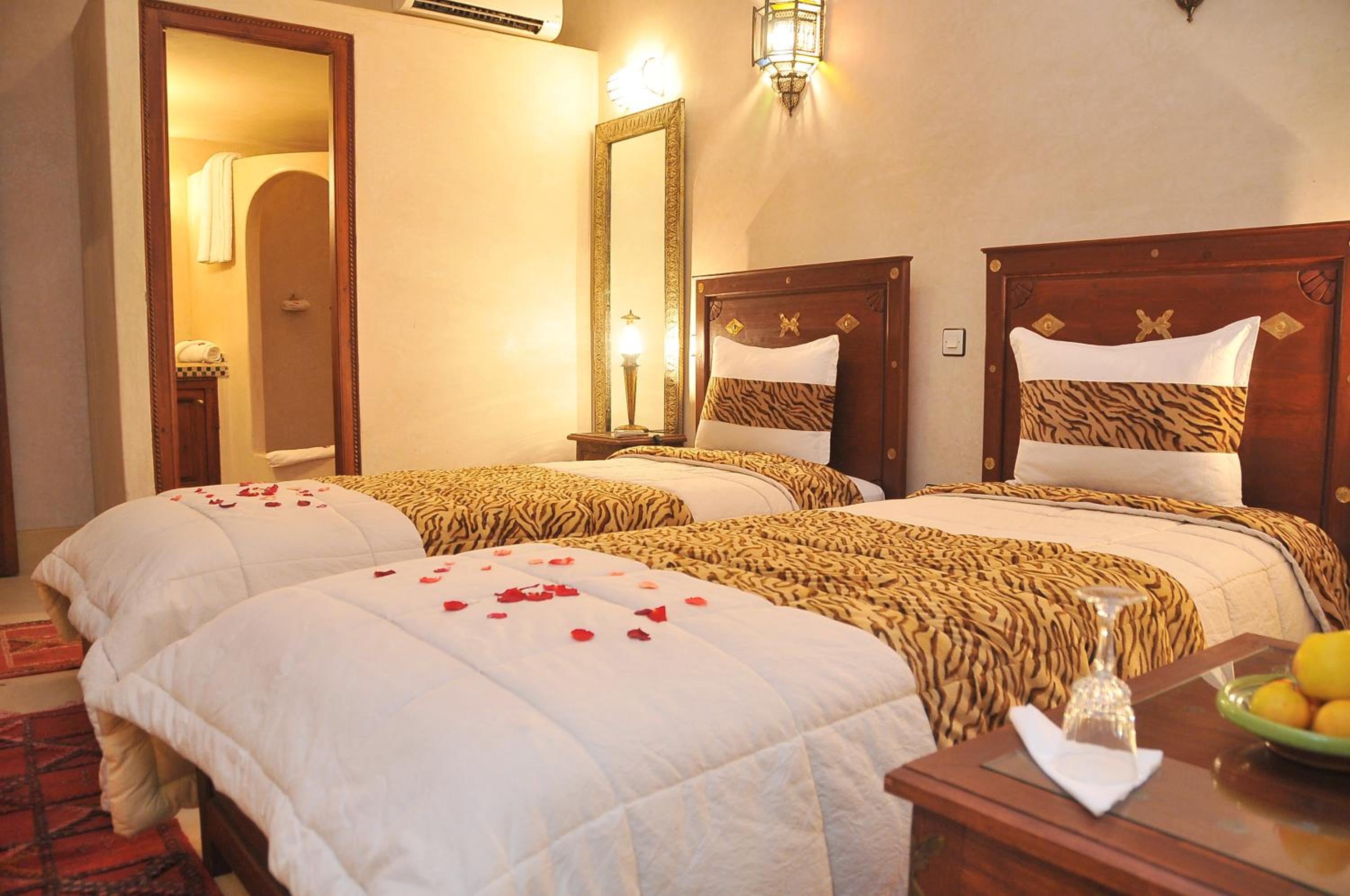 Double Room - Photo 12