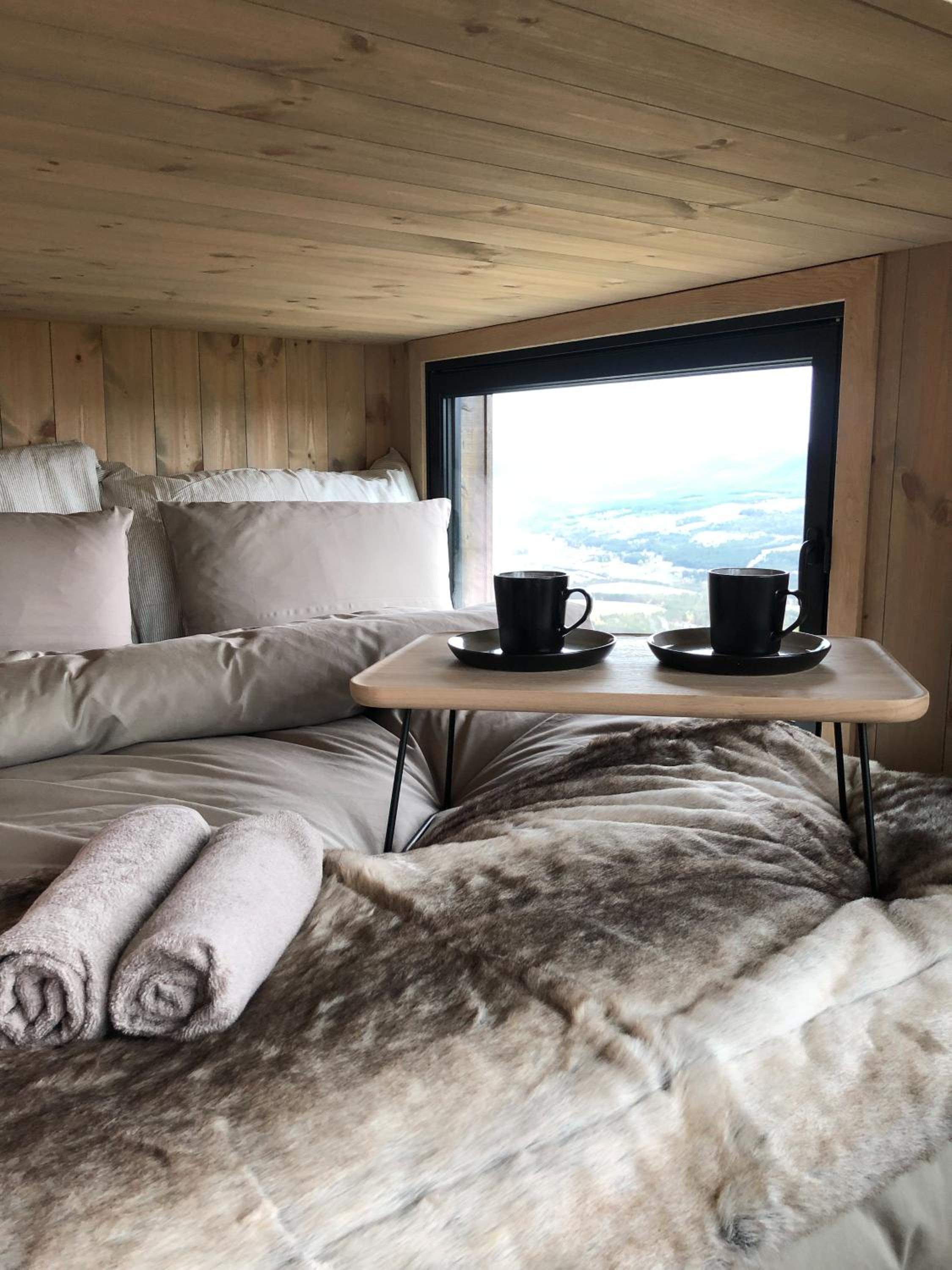 Quadruple Room with Mountain View photo 1
