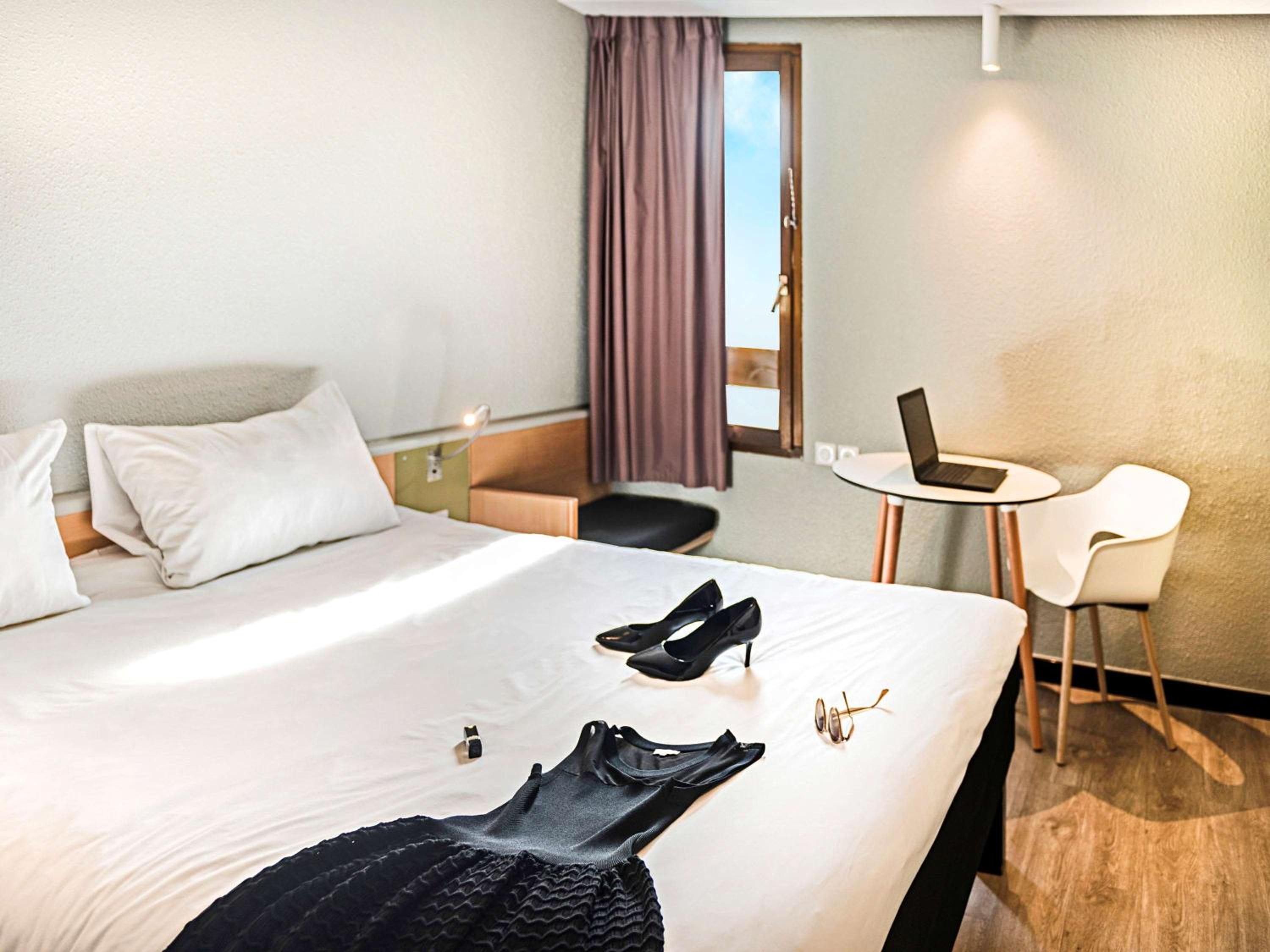 Standard Double Room - Photo 1