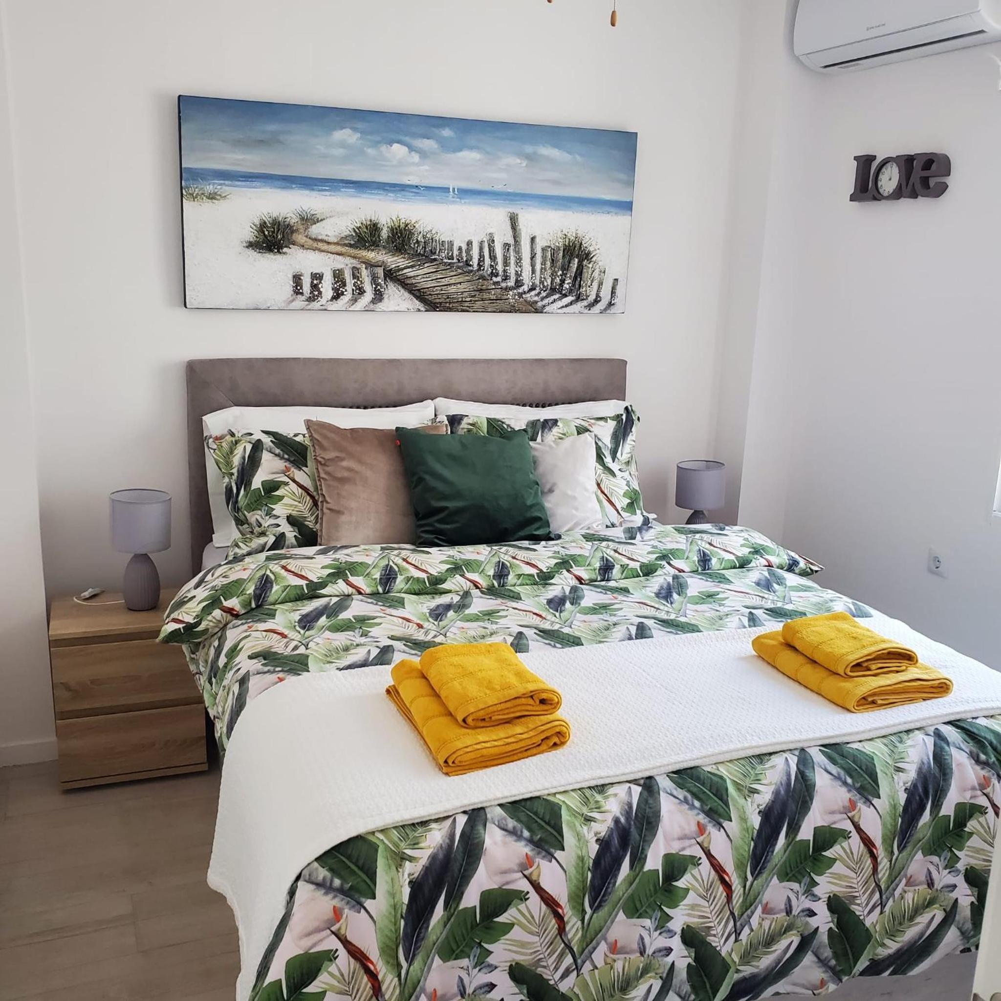 Three-Bedroom Apartment photo 2