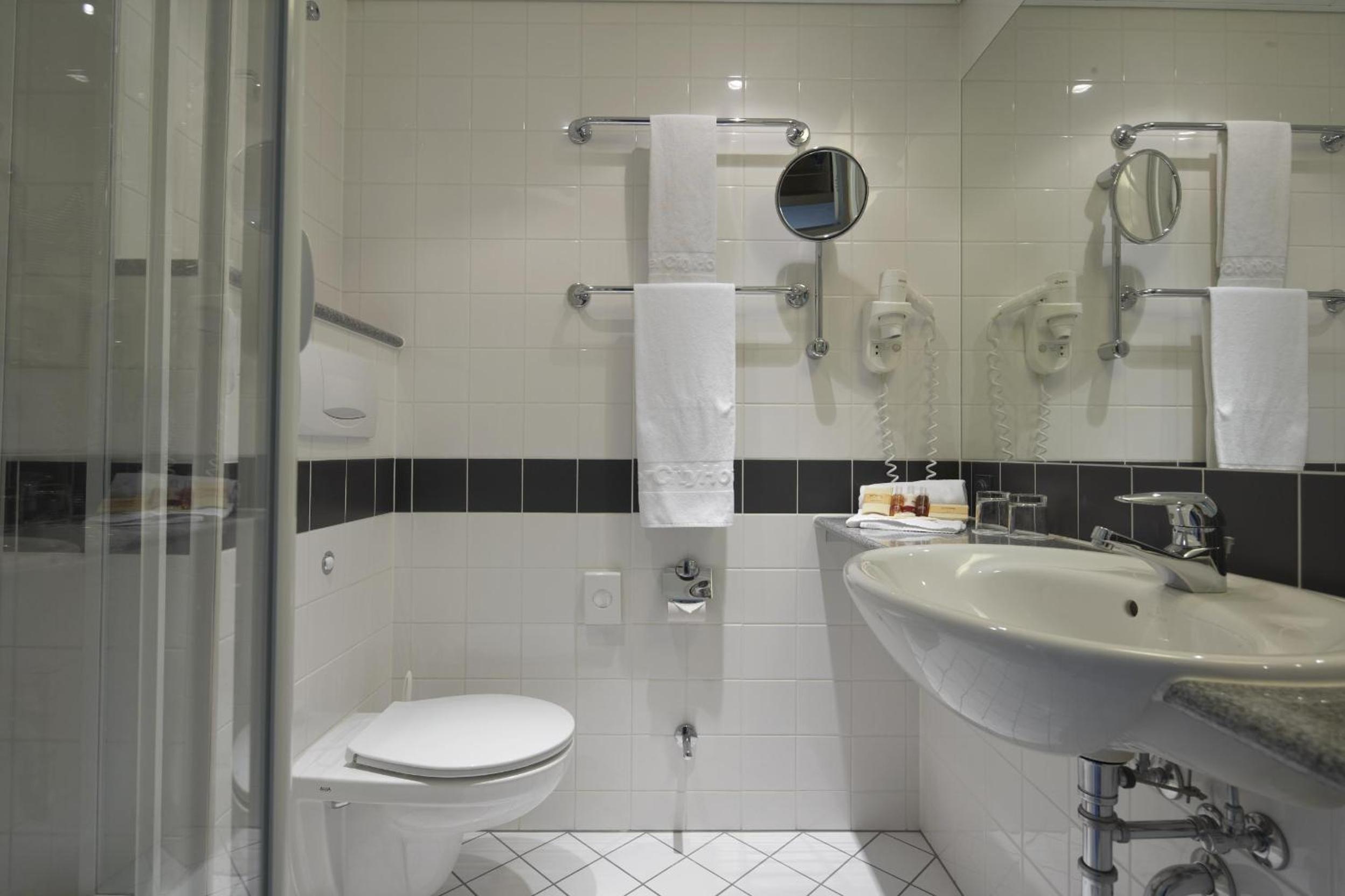 Standard Double Room - Photo 3