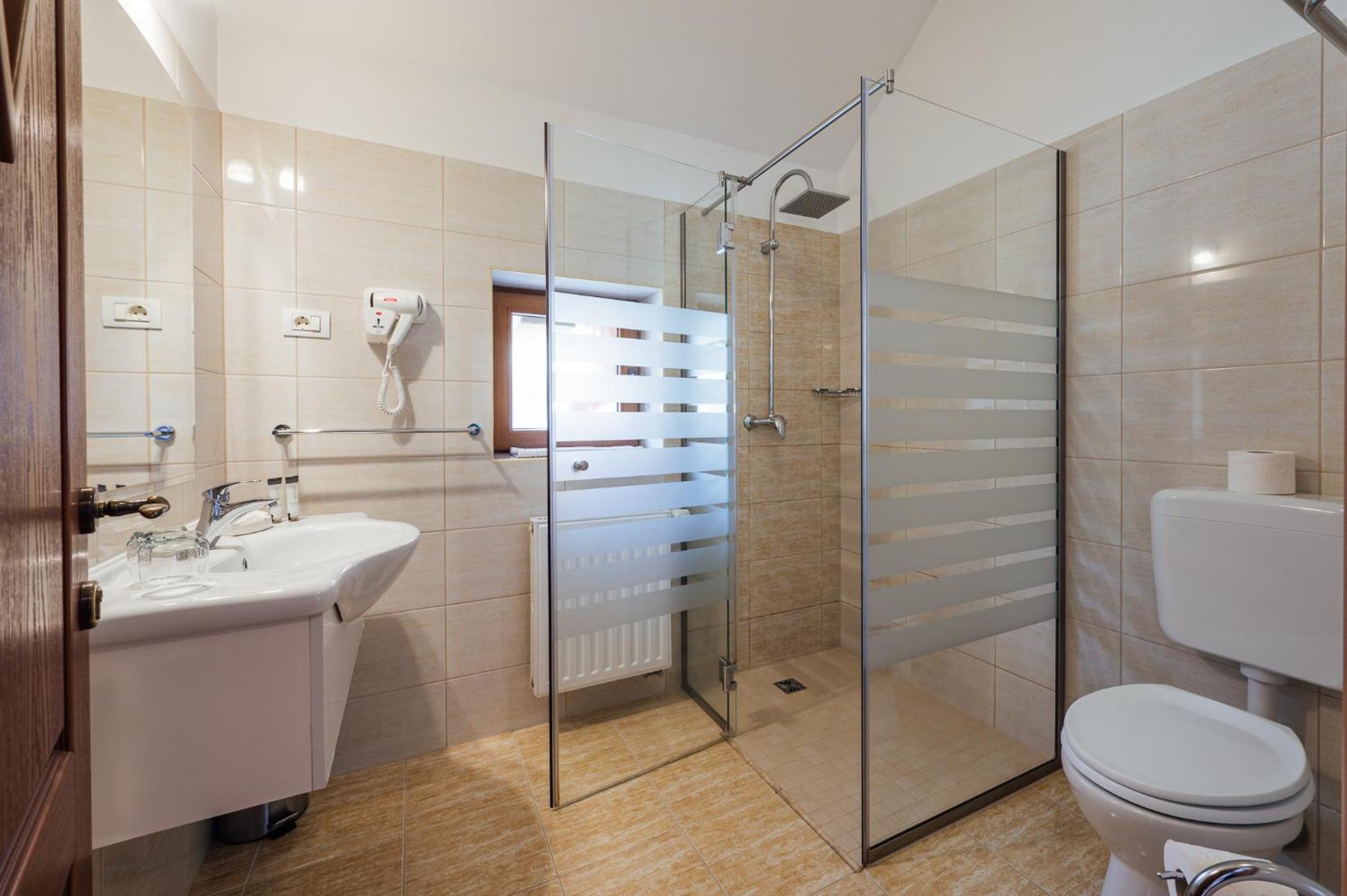 Superior Double Room - Photo 13