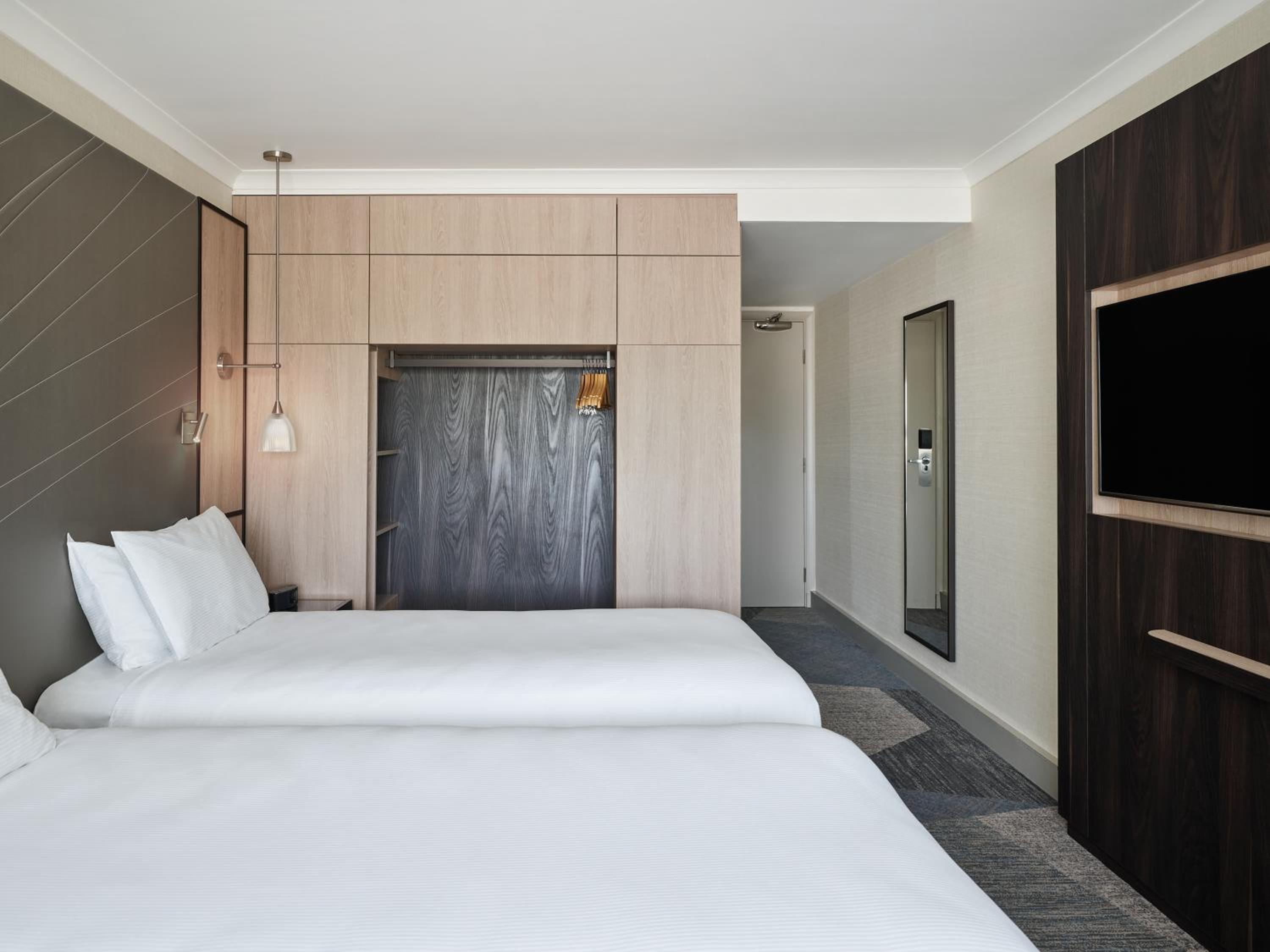 Twin Room - Photo 1