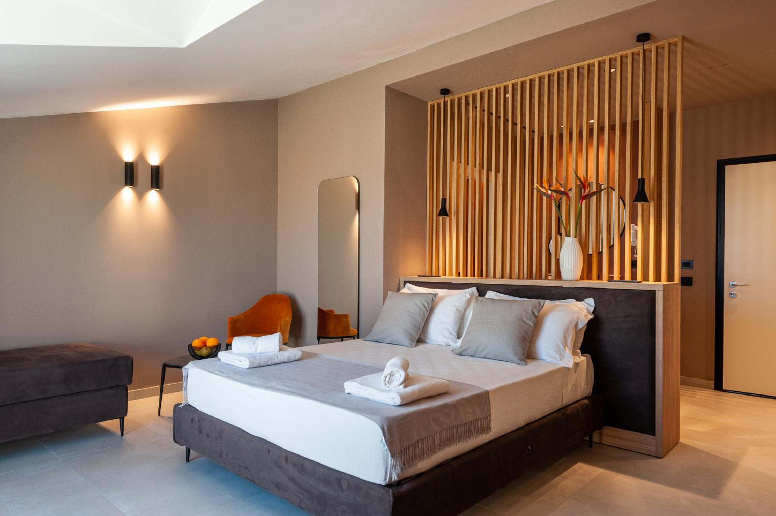 Deluxe Room - Photo 2