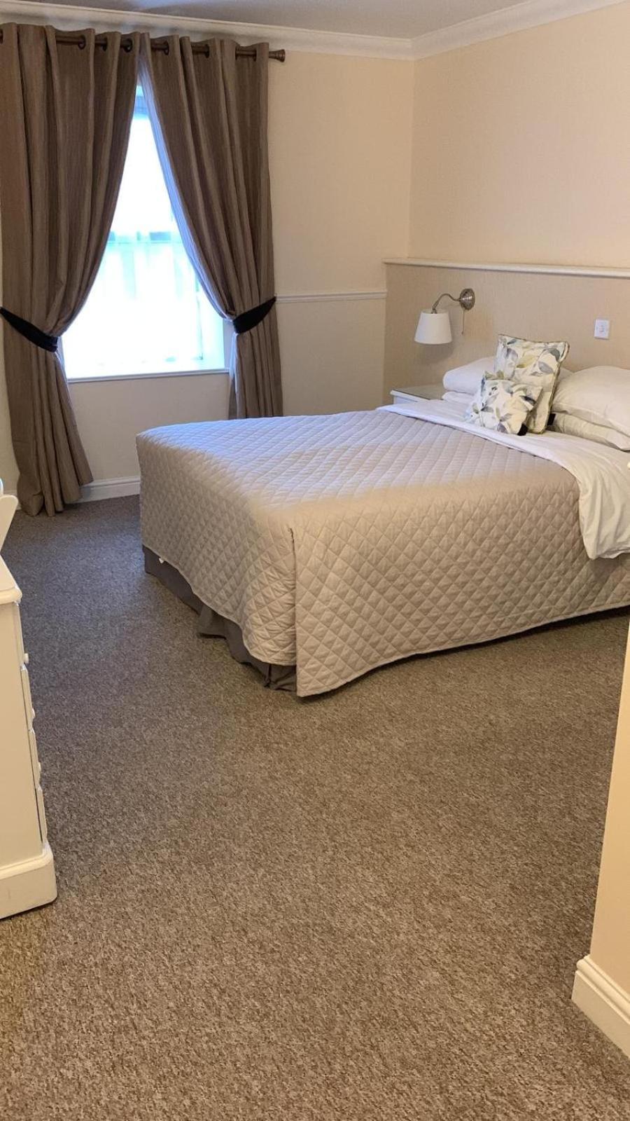 Double Room - Photo 9