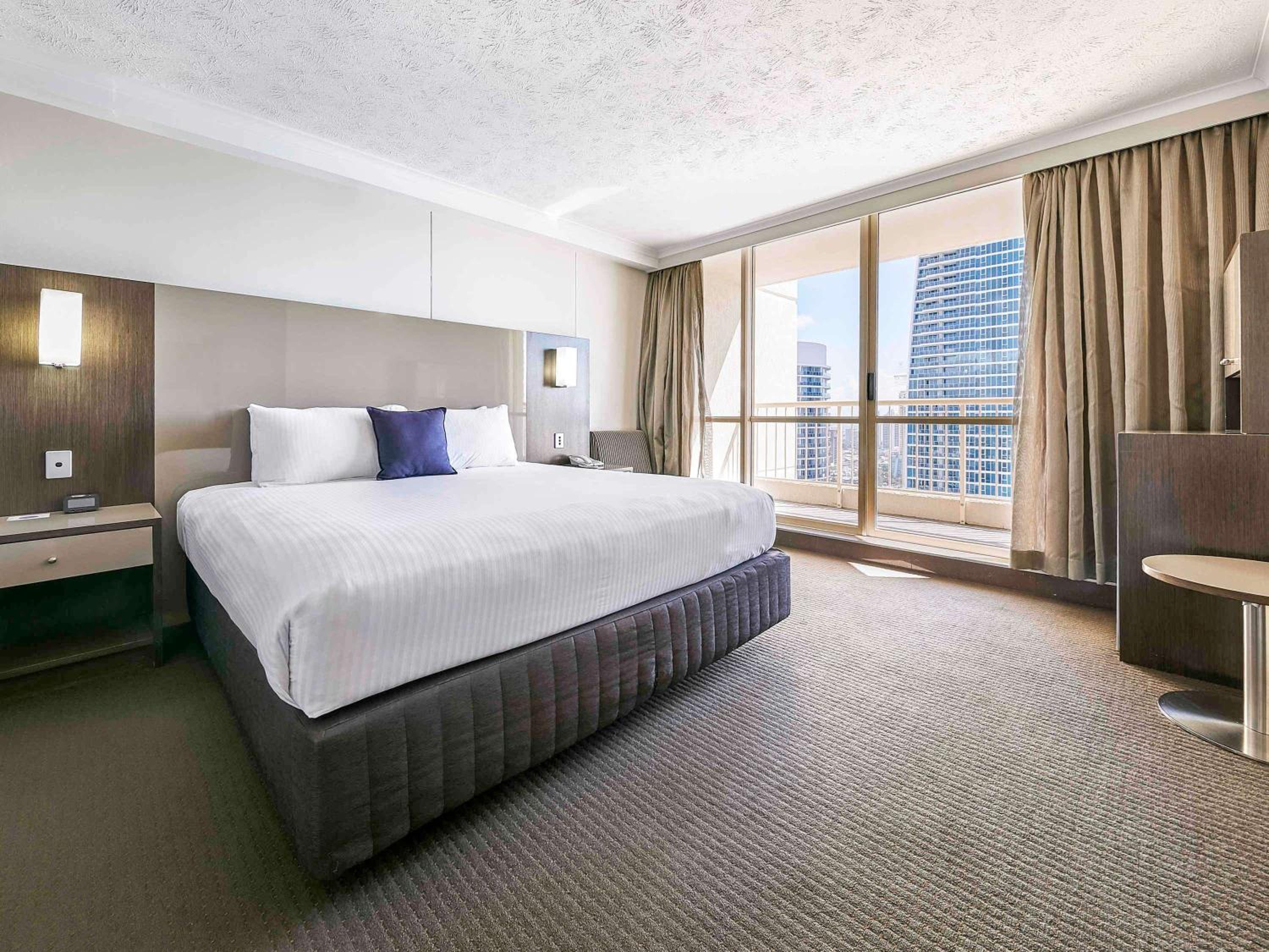 Superior Room with 1 King Bed, Spa Bath and View