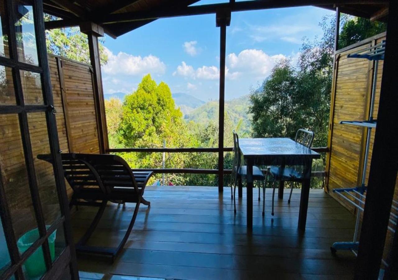 Double or Twin Room with Mountain View photo 2