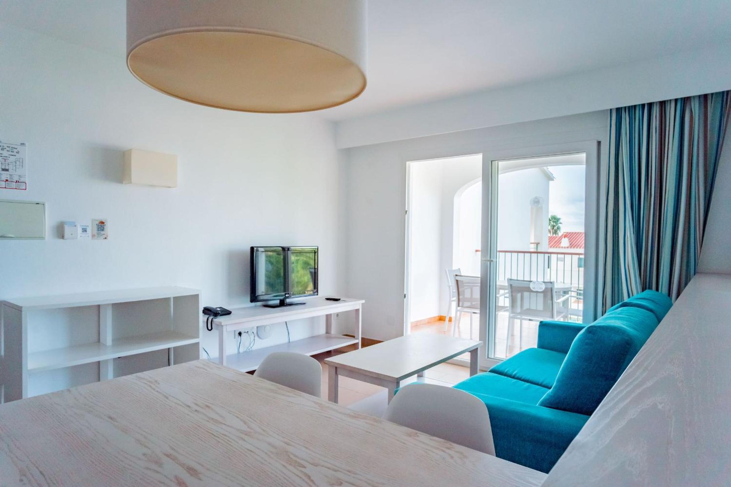 Two Bedroom Apartment - Photo 9