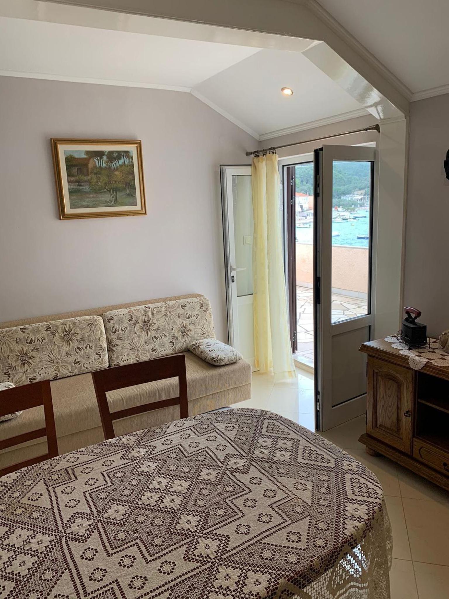 Three bedroom Apartment with Terrace and Sea View photo 1