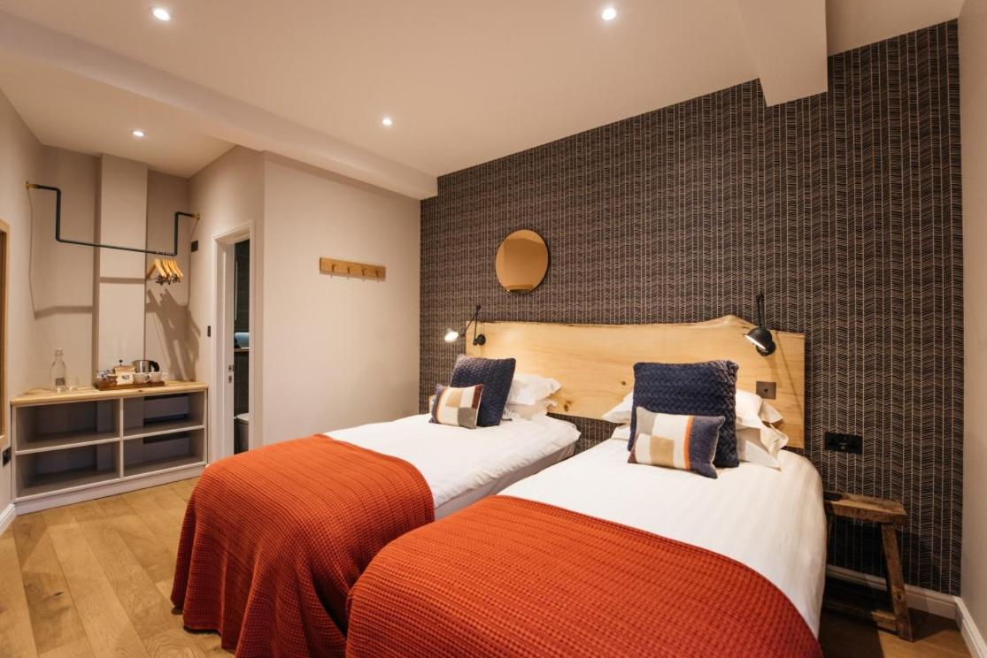 Deluxe Double or Twin Room photo 2