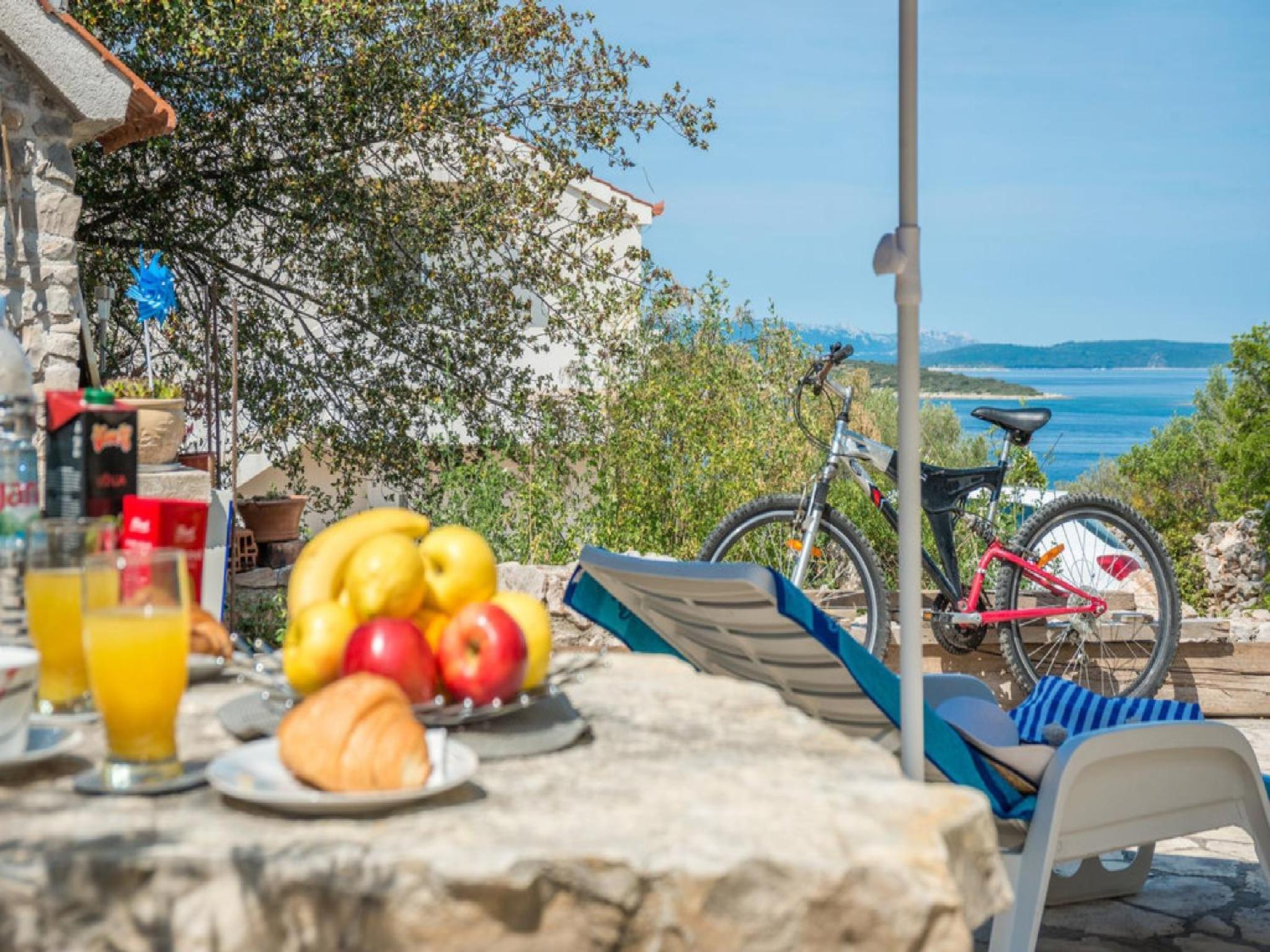 Two Bedroom Apartment with Terrace and Sea View photo 3