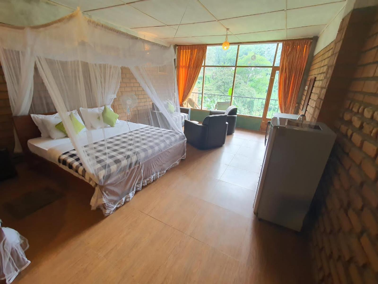 Superior Chalet photo 2