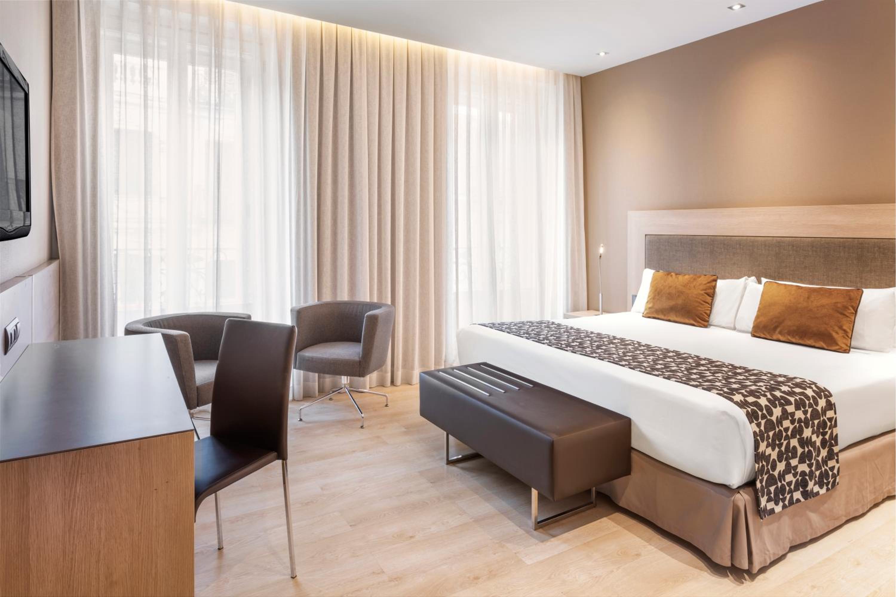 Superior Double or Twin Room - Photo 5