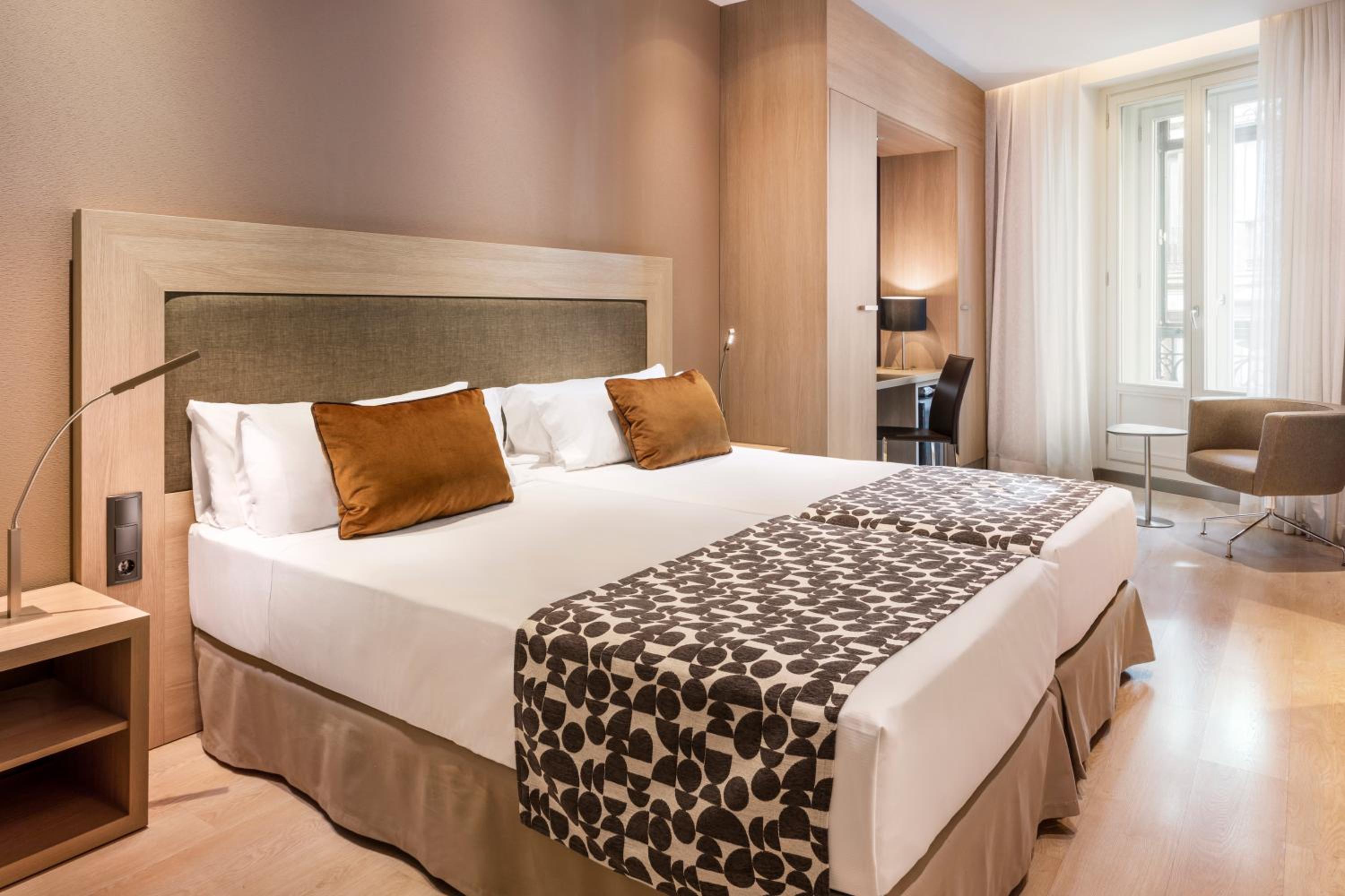 Superior Double or Twin Room - Photo 1