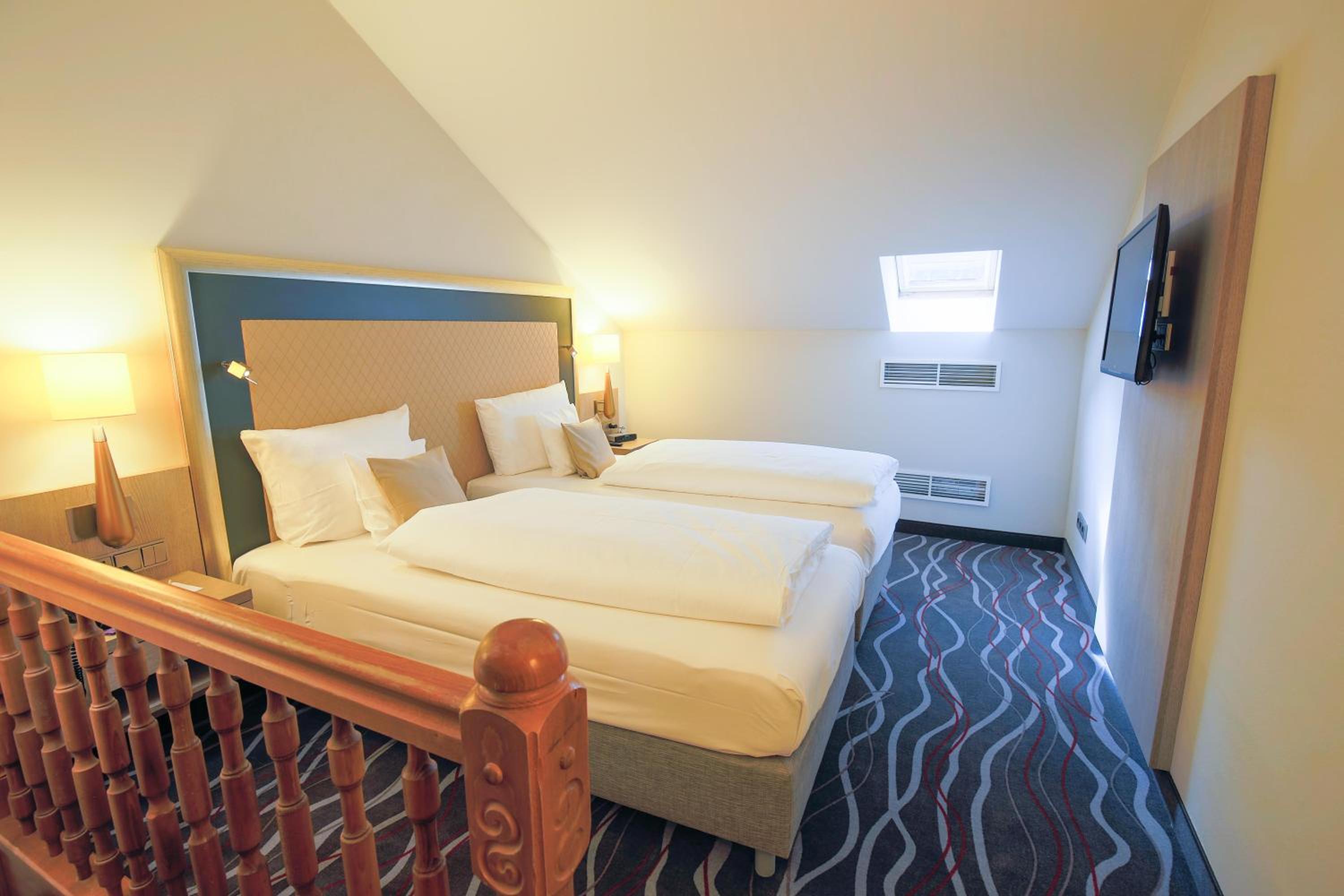 Junior Suite With Air Conditioning - Photo 4