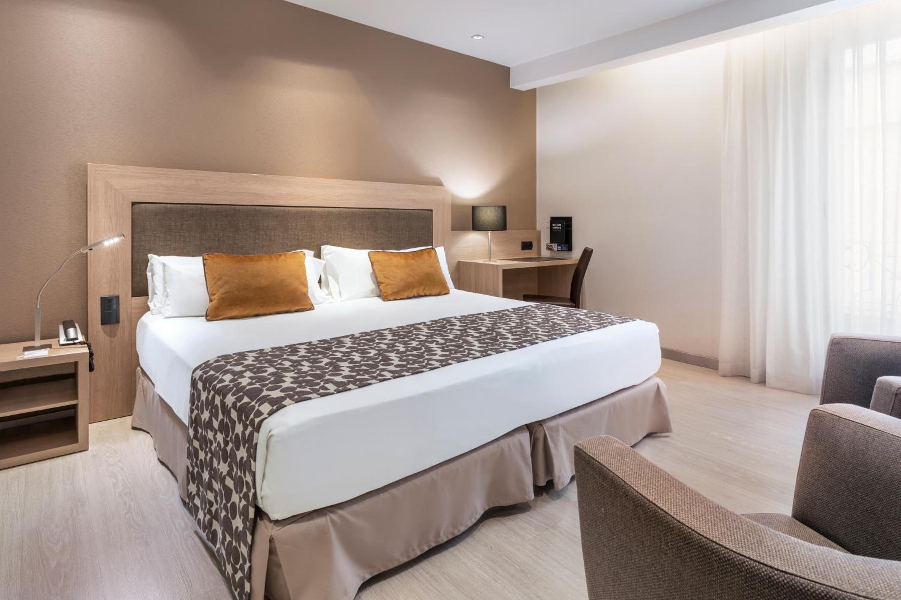 Premium Double or Twin Room - Photo 1