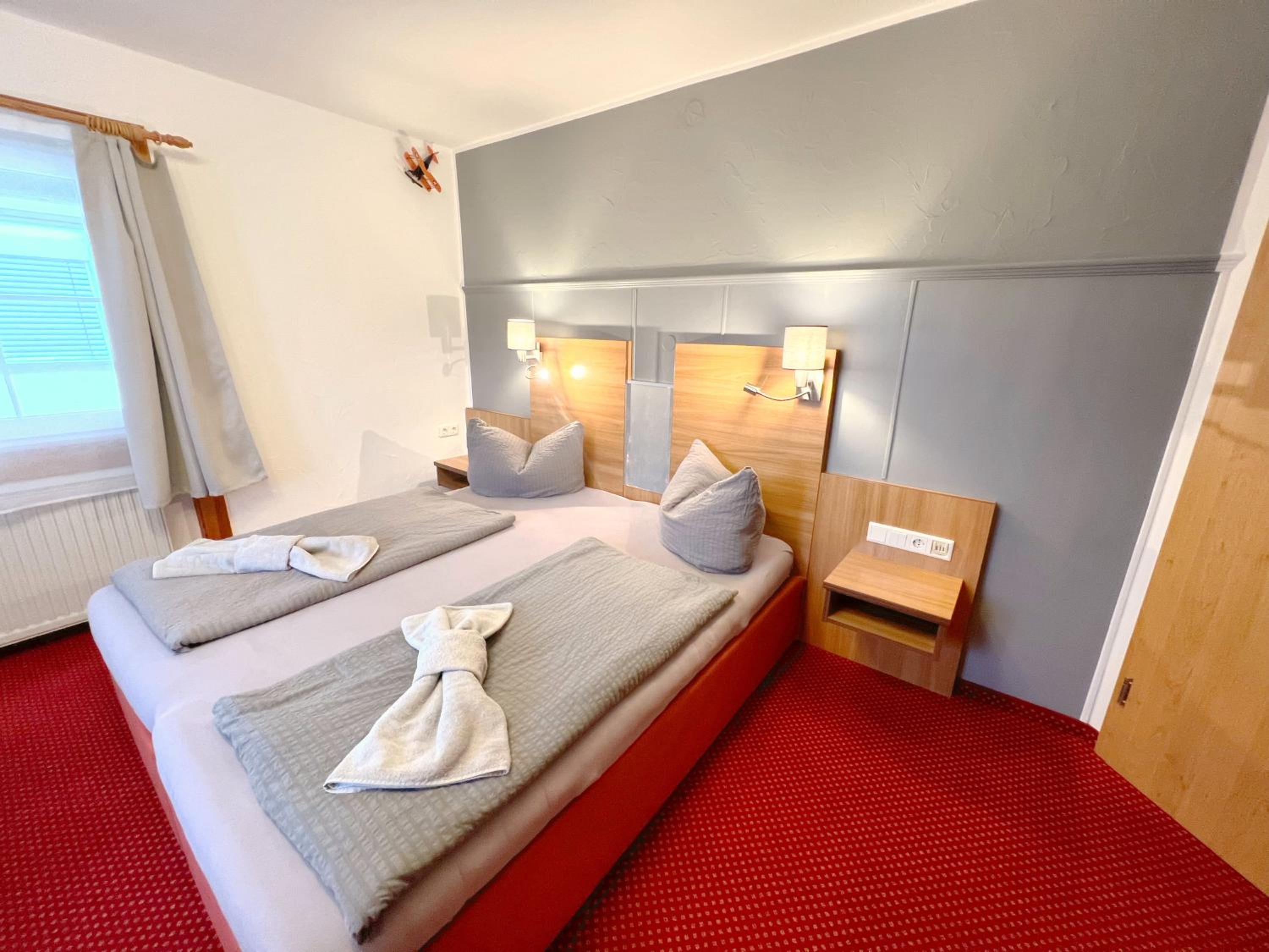 Double Room with extra bed and large Community terrace  - Photo 22