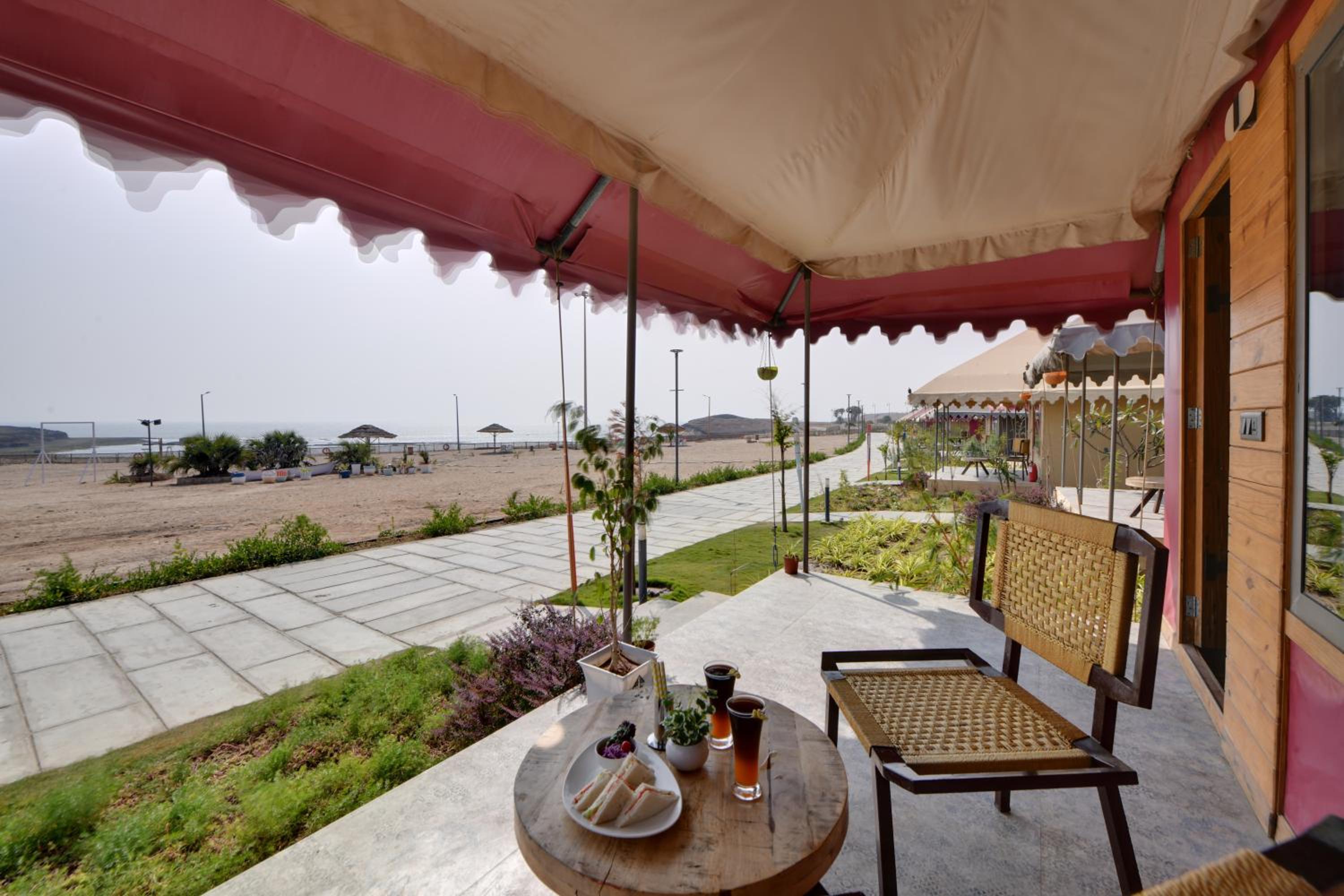 Winter Green Garden View Tent - Photo 4