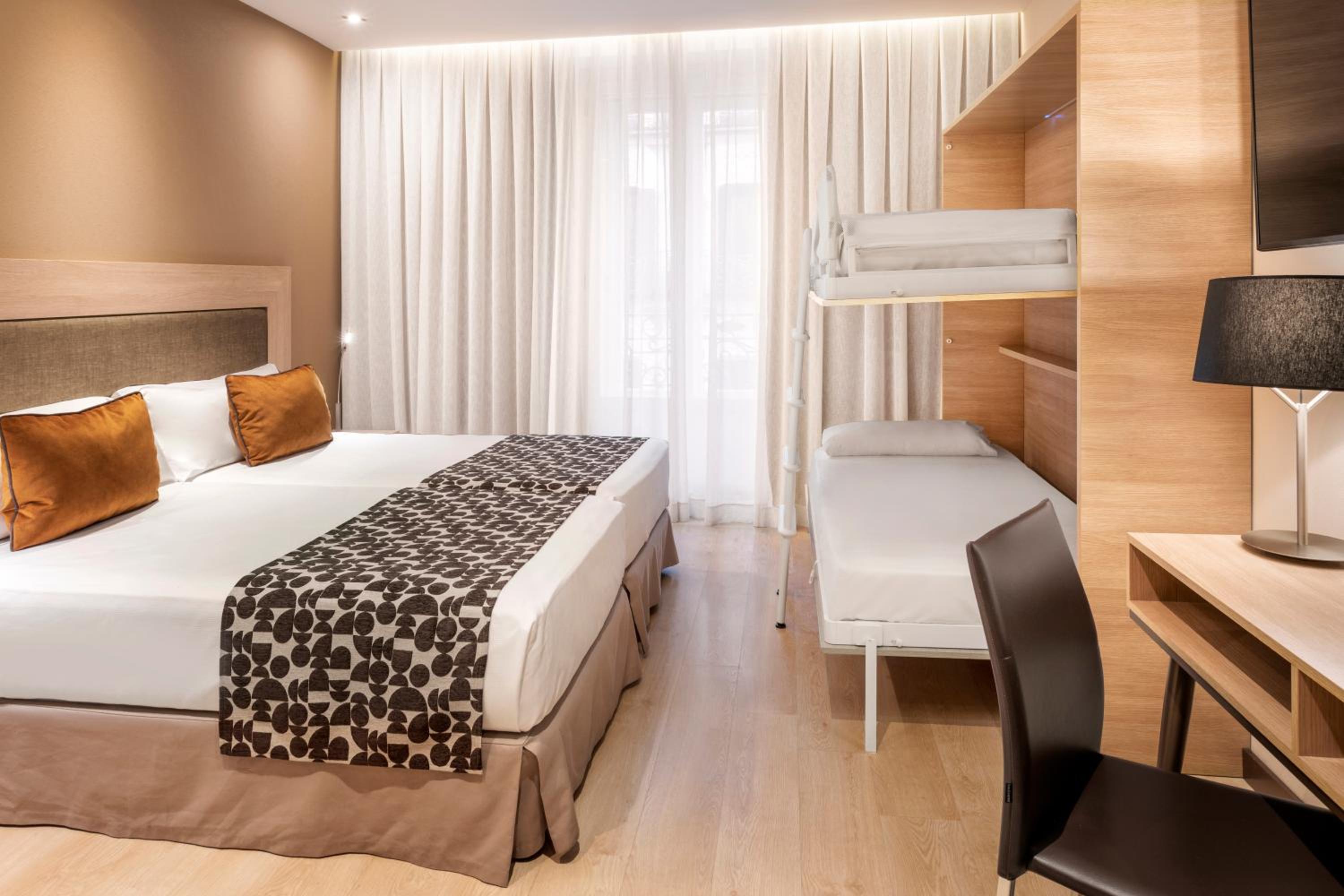 Habitación Familiar (2 Adultos + 2 Niños)