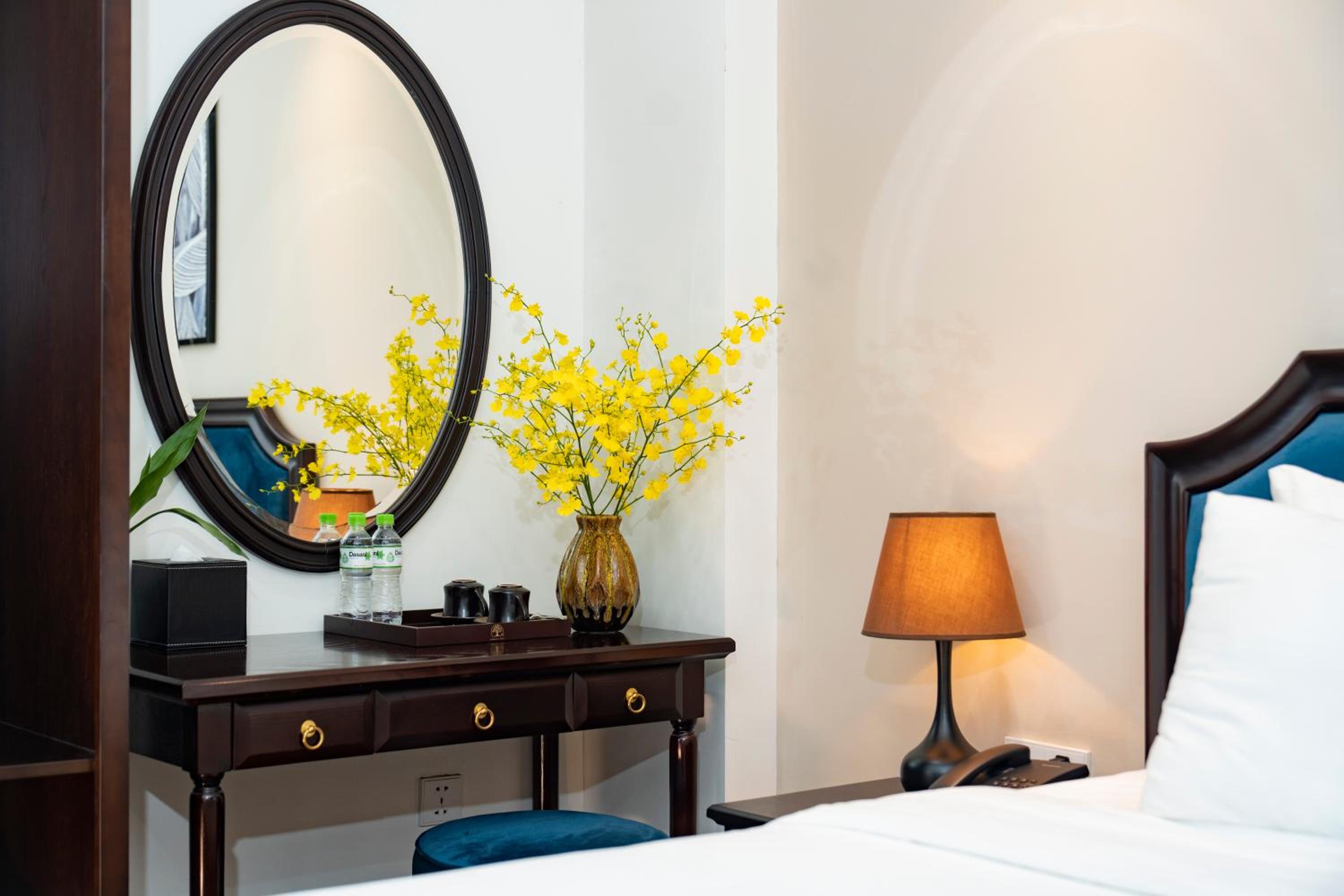 Superior Double or Twin Room thumbnail 6