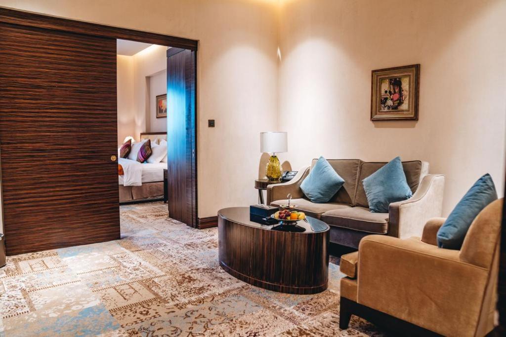 Business Suite
