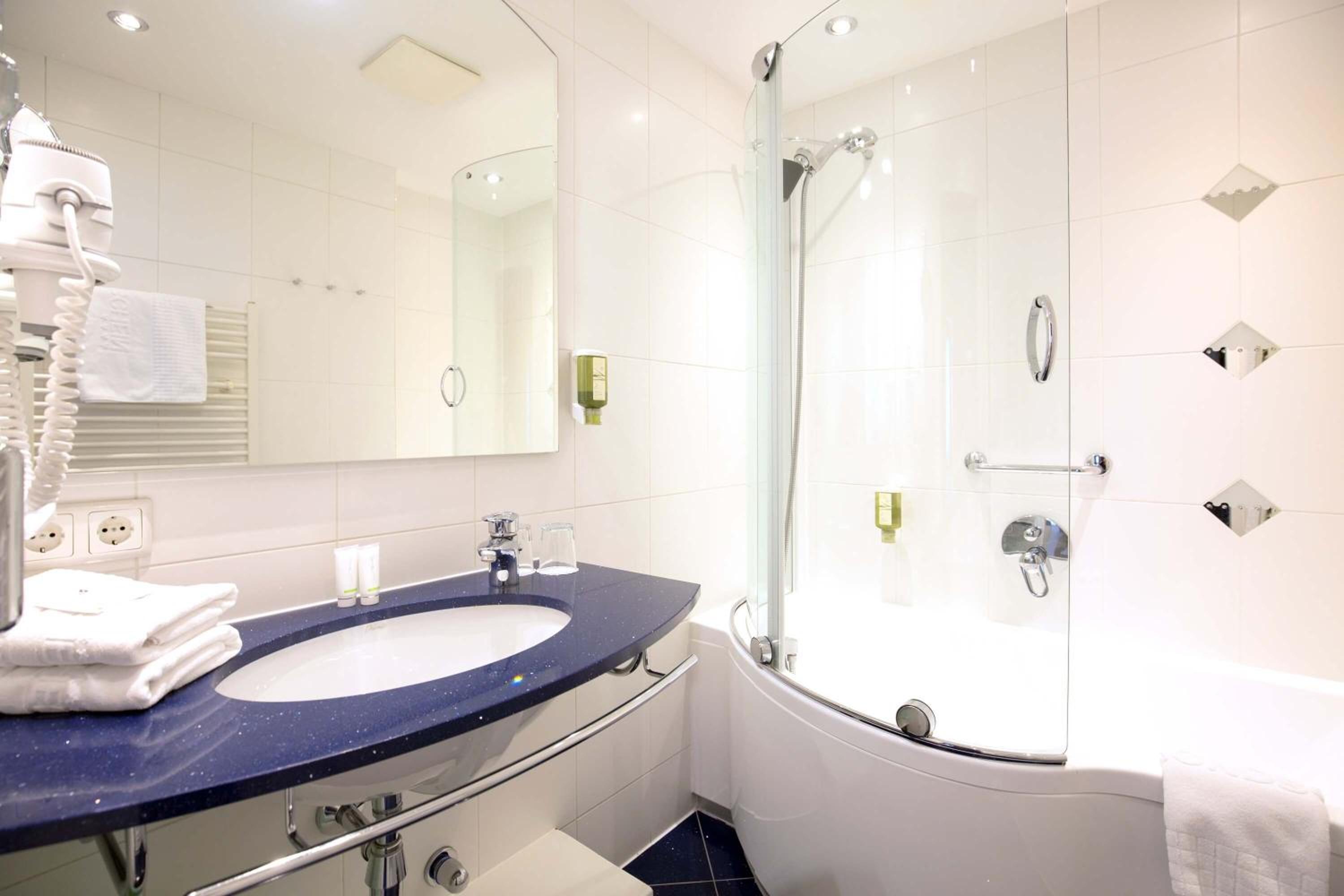 Double Room without view - Photo 3