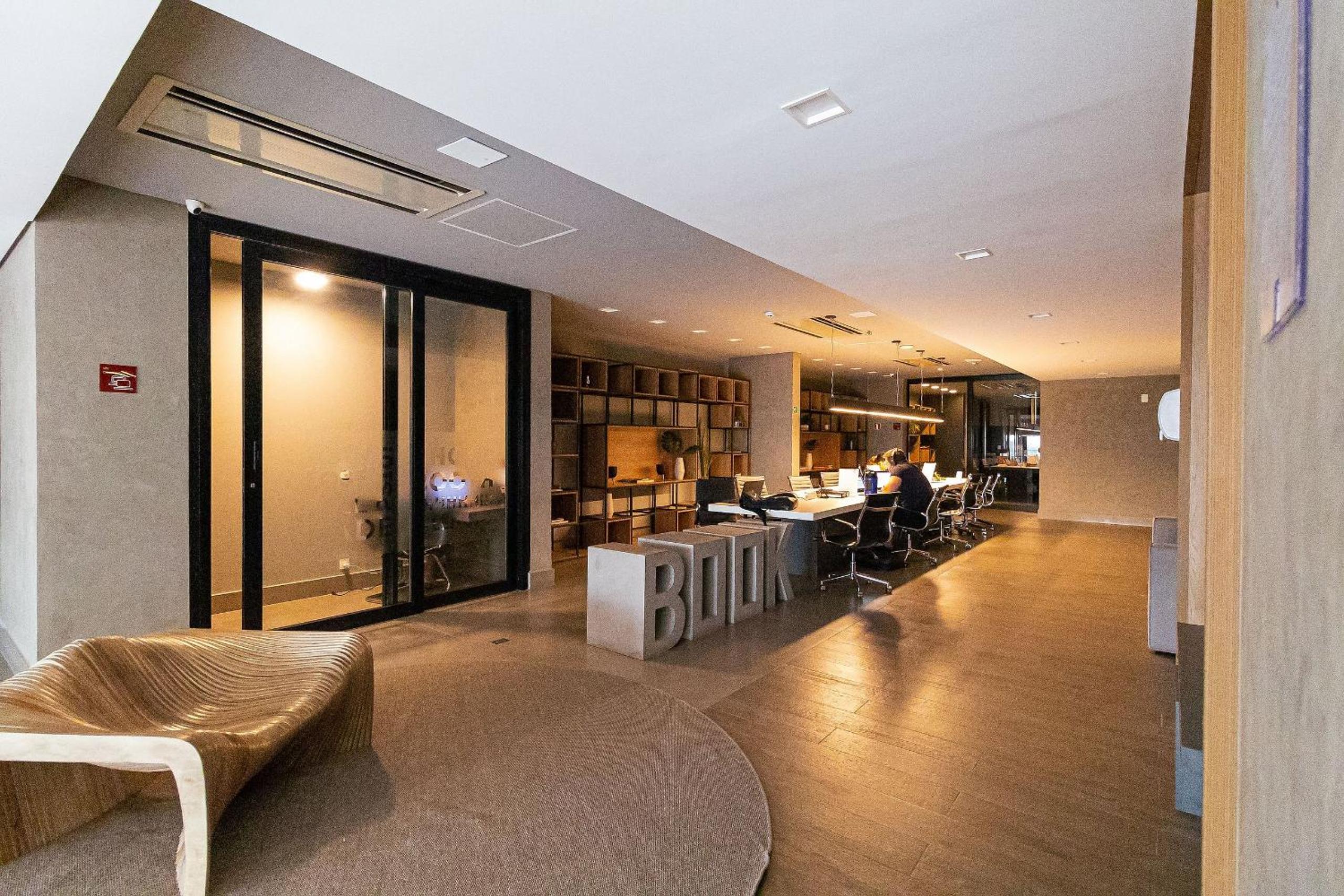 Apartment - Photo 22