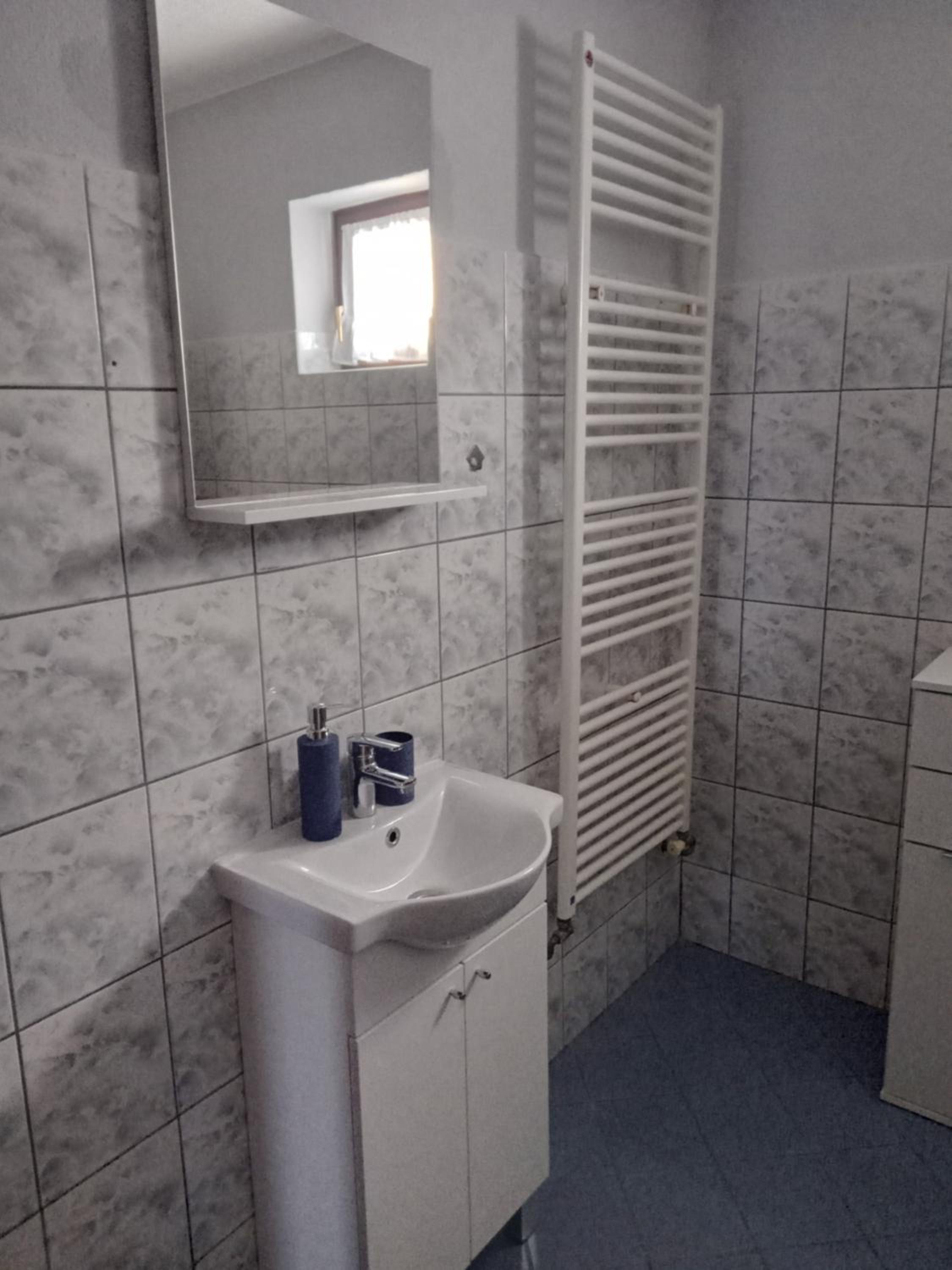 Two-Bedroom Apartment - Photo 12