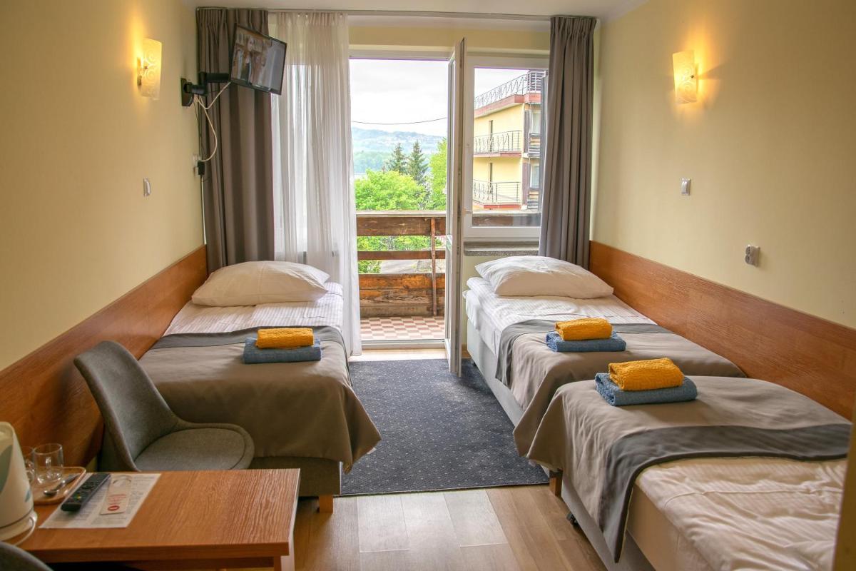 Standard Triple Room photo 2
