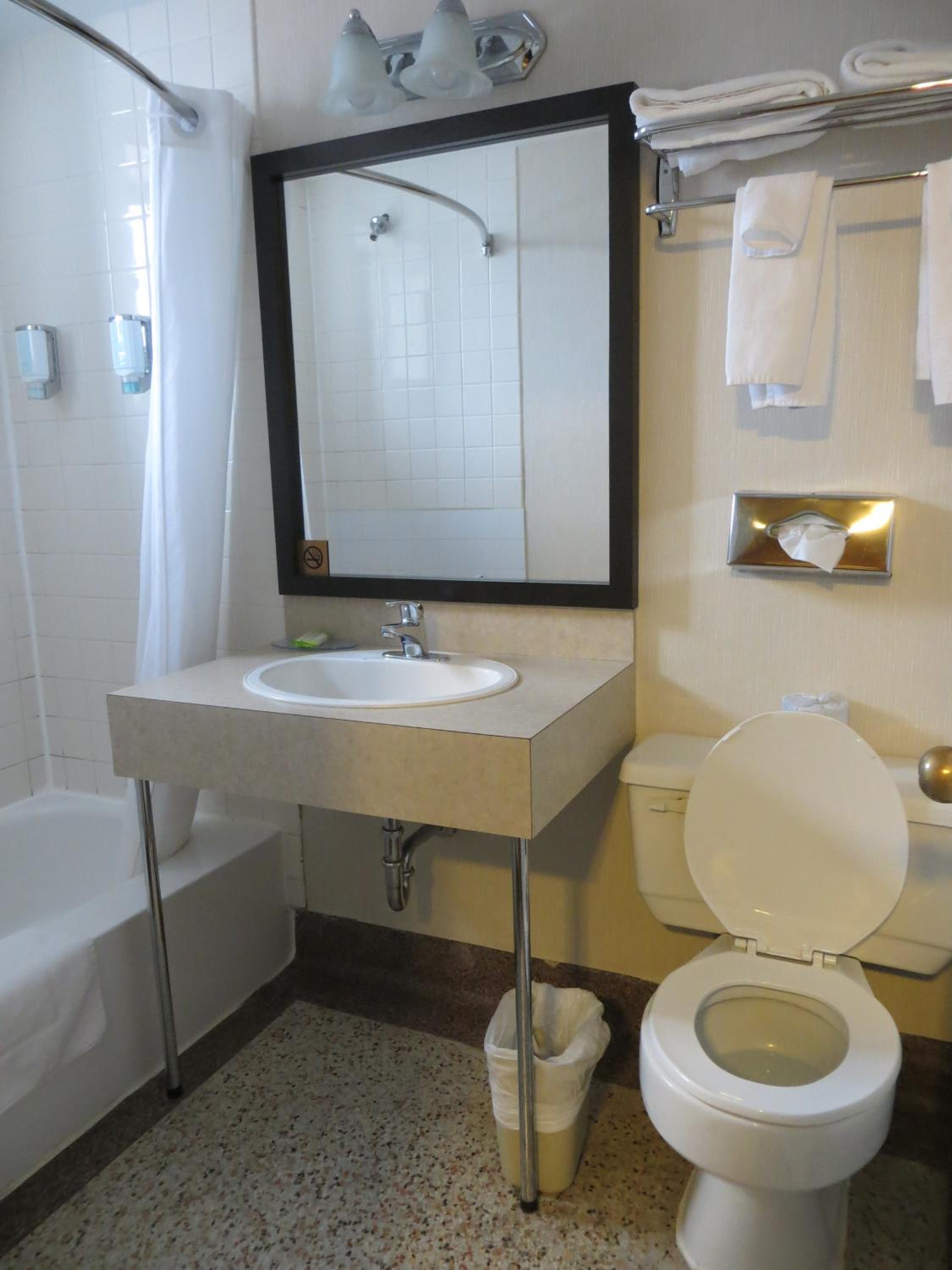 Business King Room - Non-Smoking - Photo 2