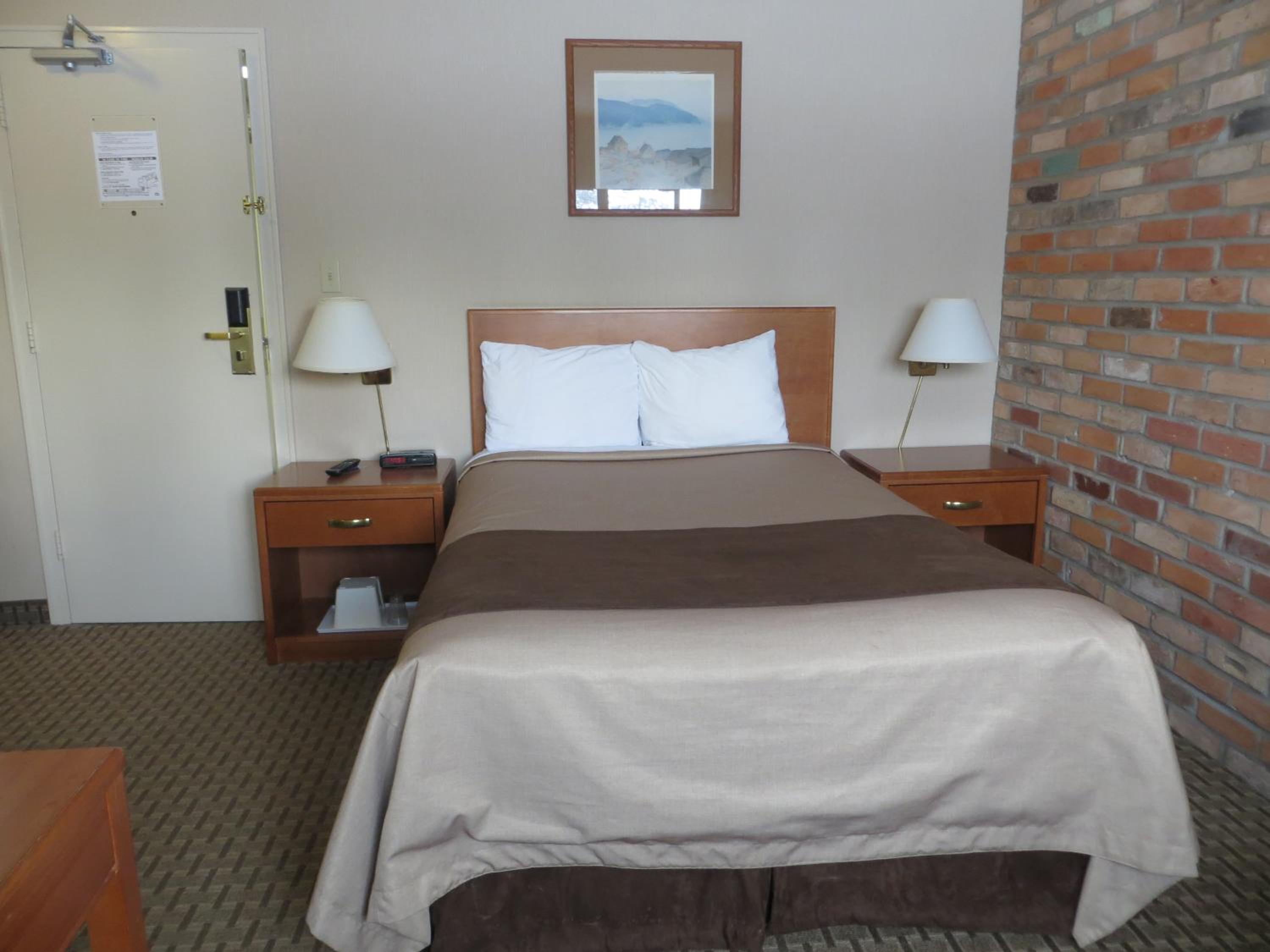 Standard Double Room - Non-Smoking - Photo 2