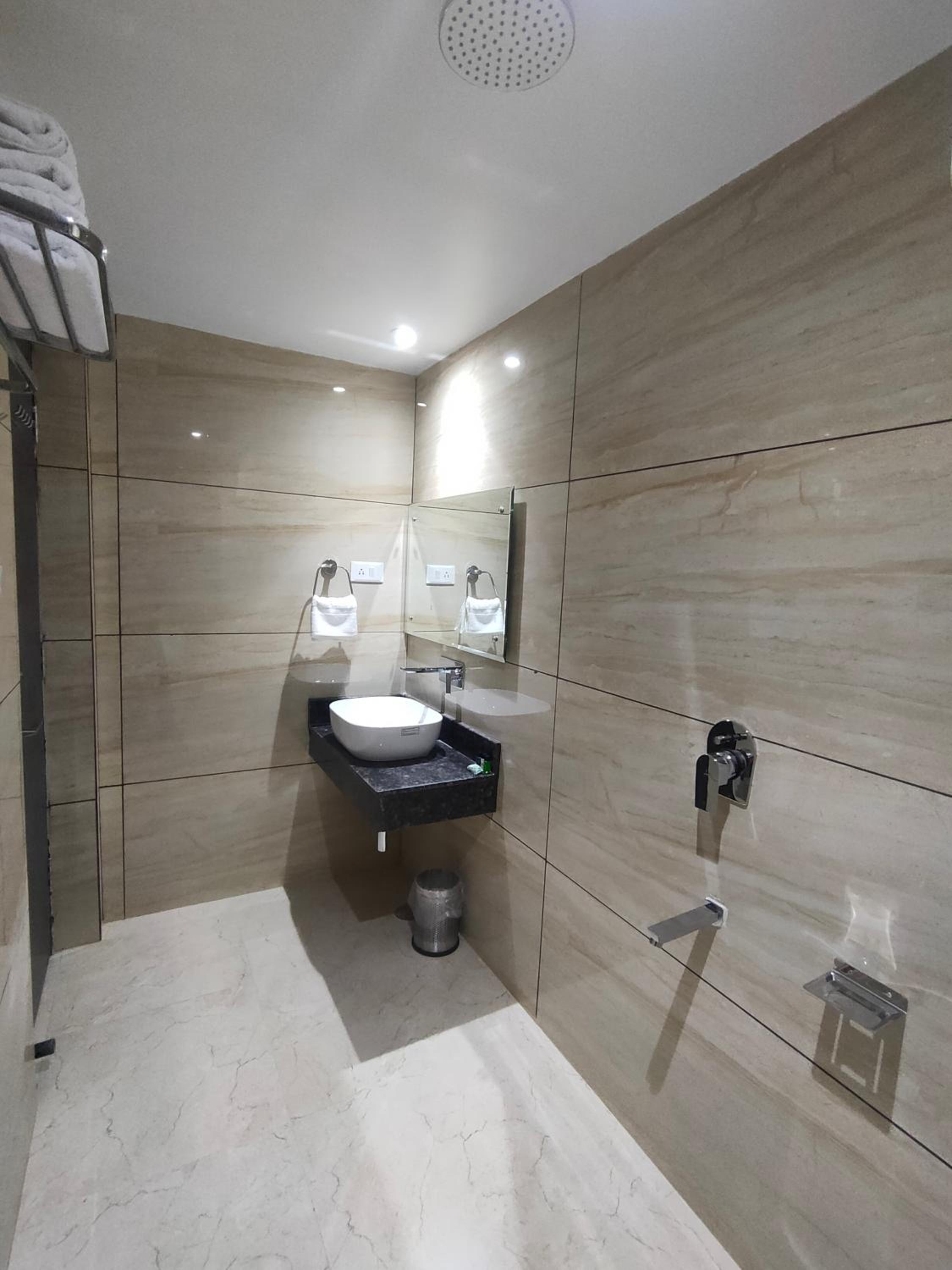 Superior Double Room - Photo 10
