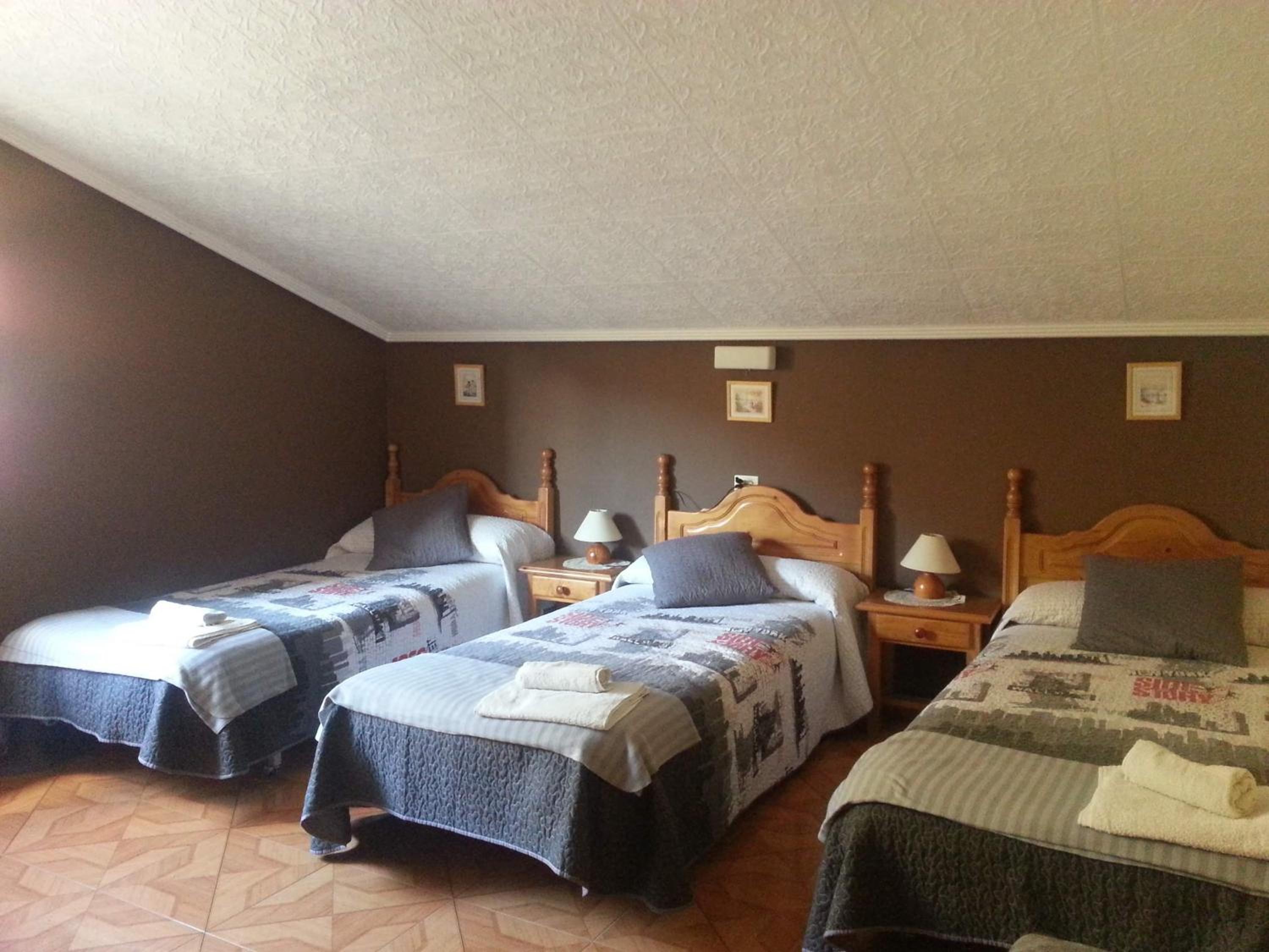 Triple Room - Photo 1