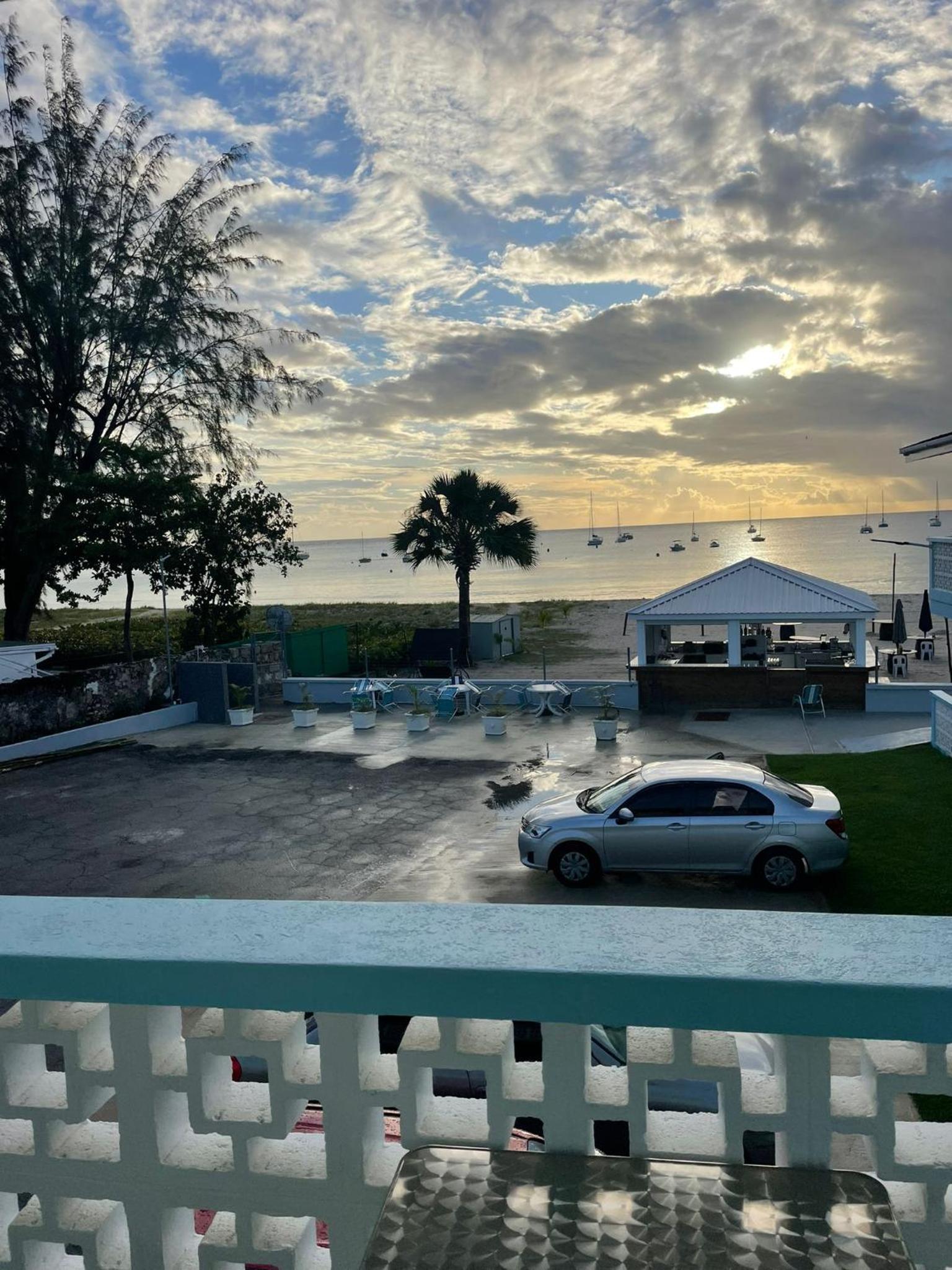 Deluxe Suite With Sea View photo 3