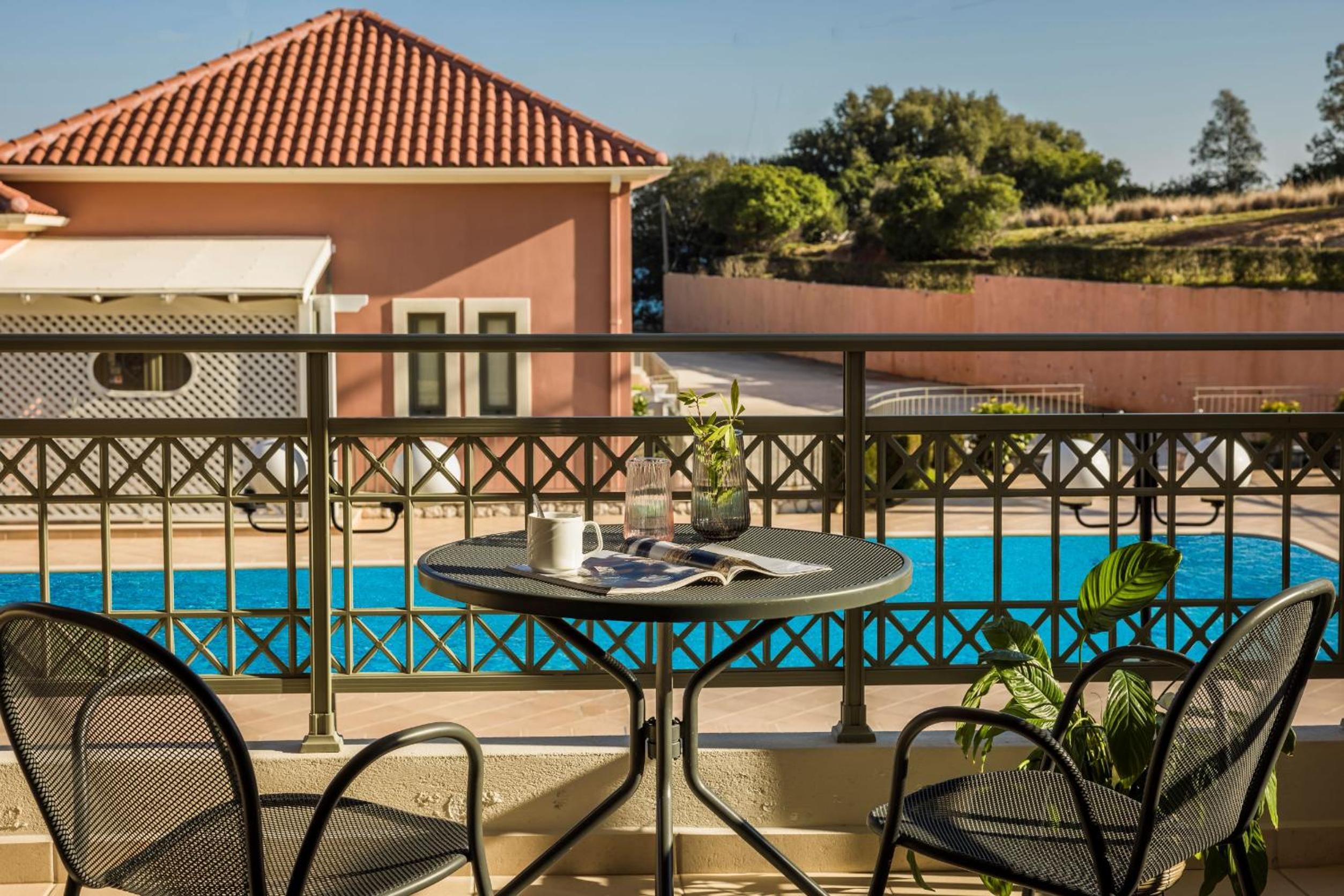 Double Room with Pool View