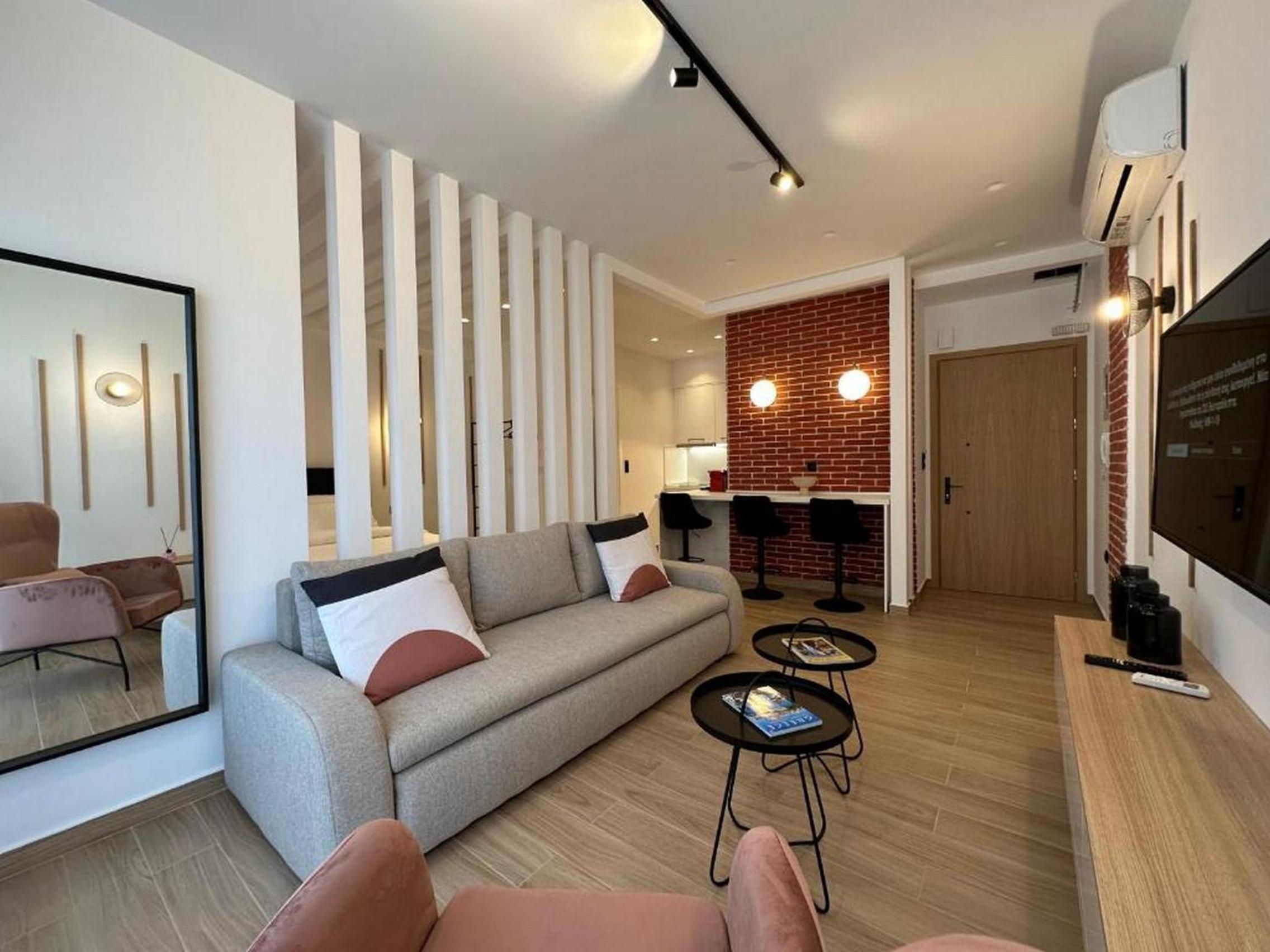 Junior Suite with Mountain View - Photo 9