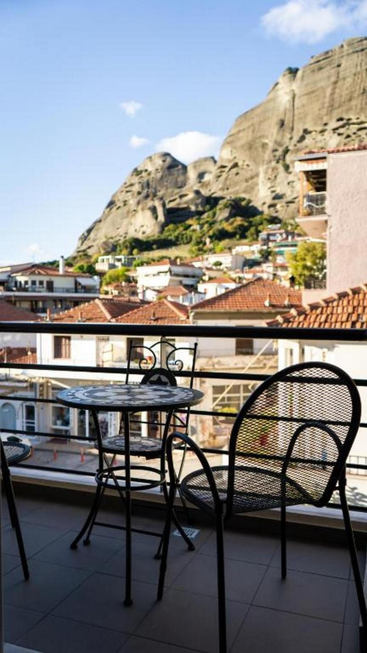 Junior Suite with Mountain View - Photo 8