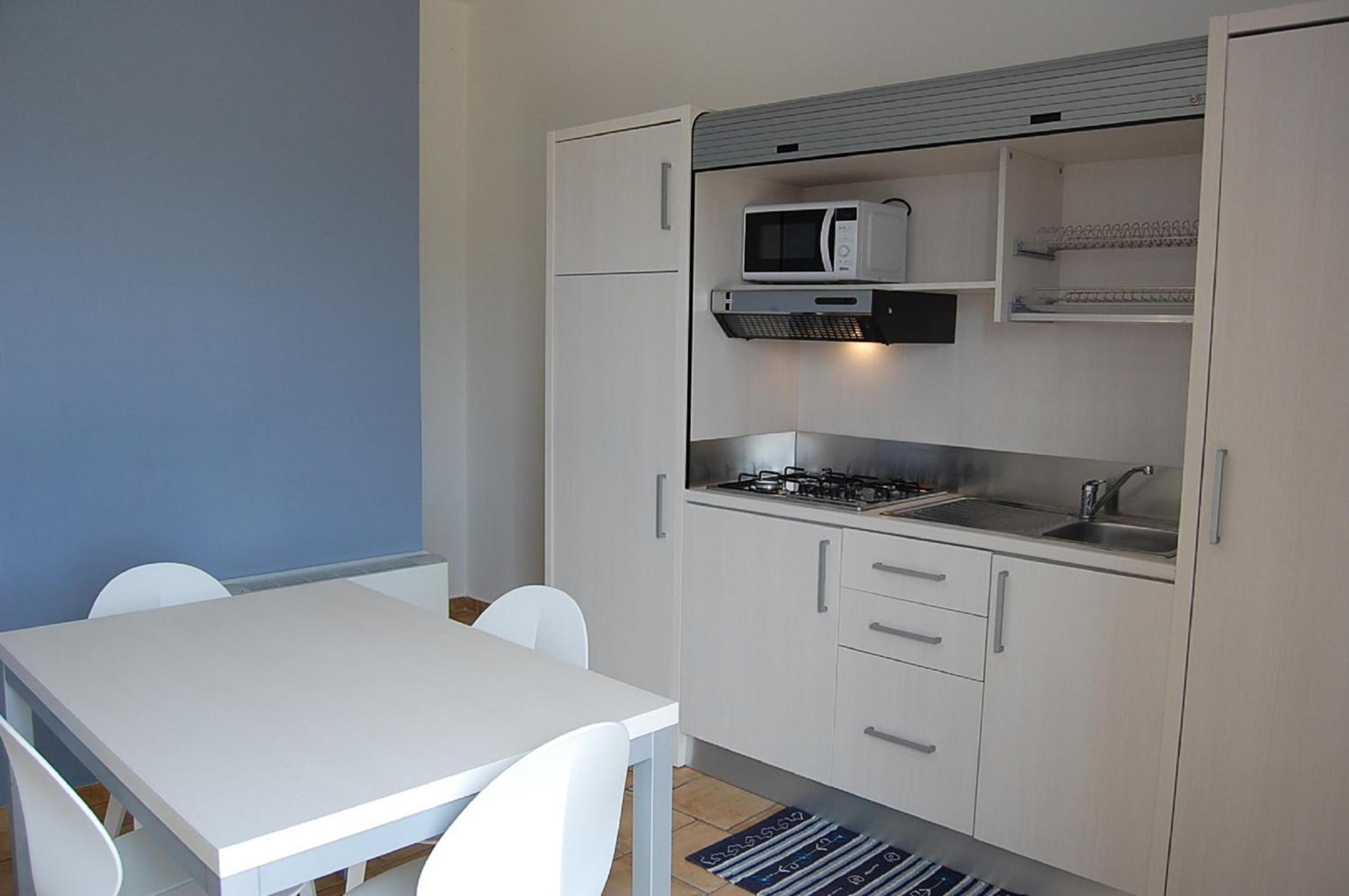 Two-Bedroom Apartment - Photo 20
