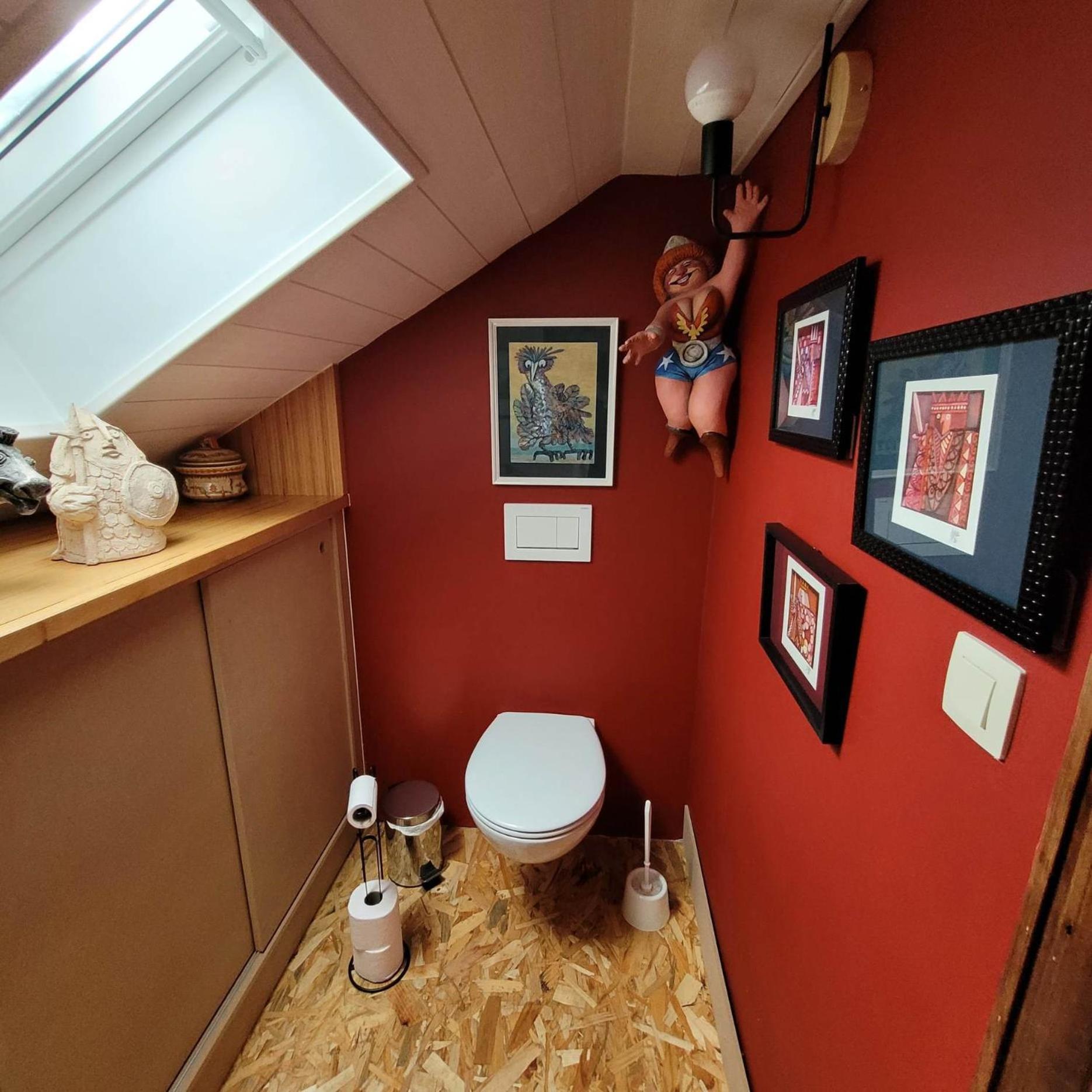 Twin Room with Private Bathroom photo 1