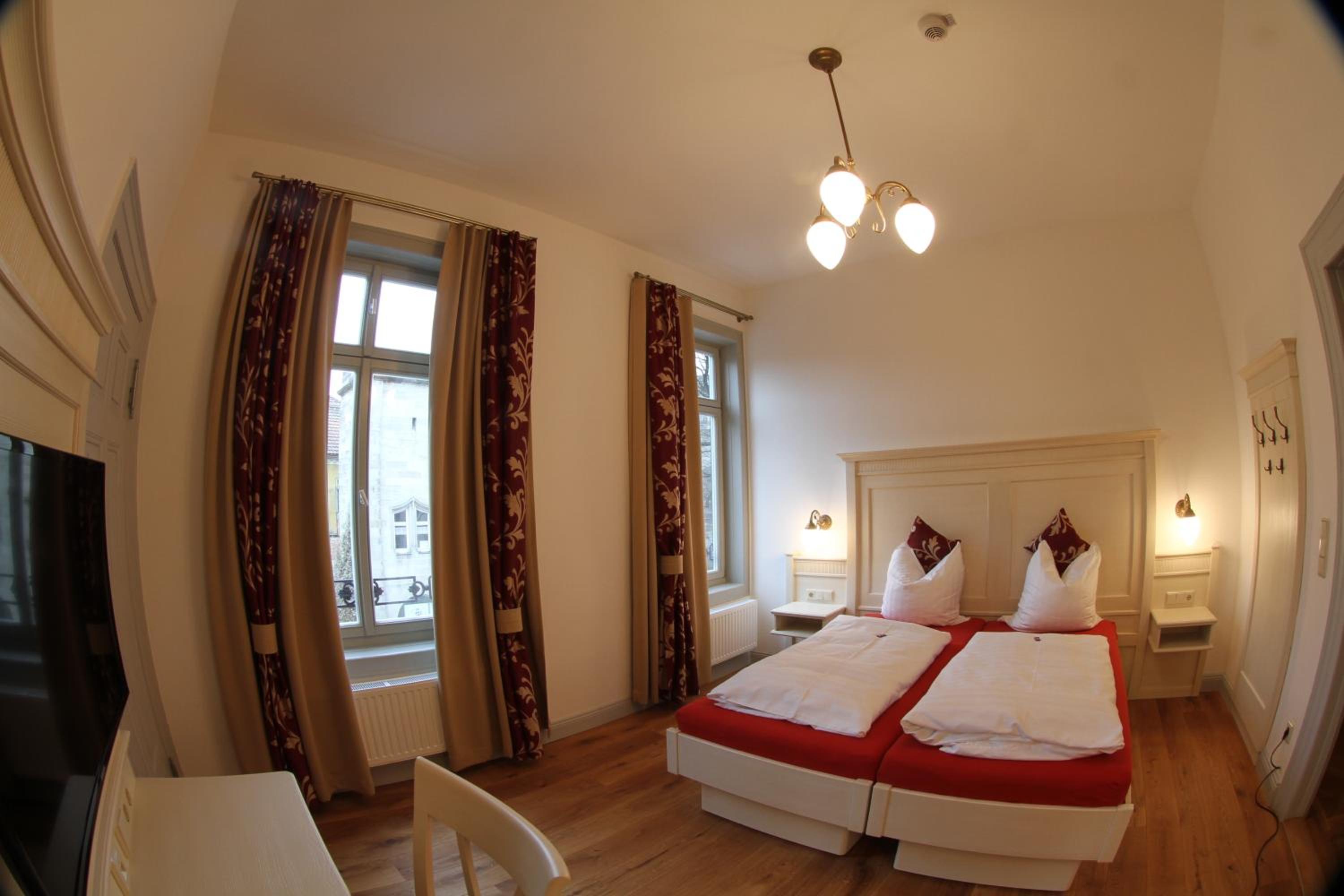 Suite photo 1