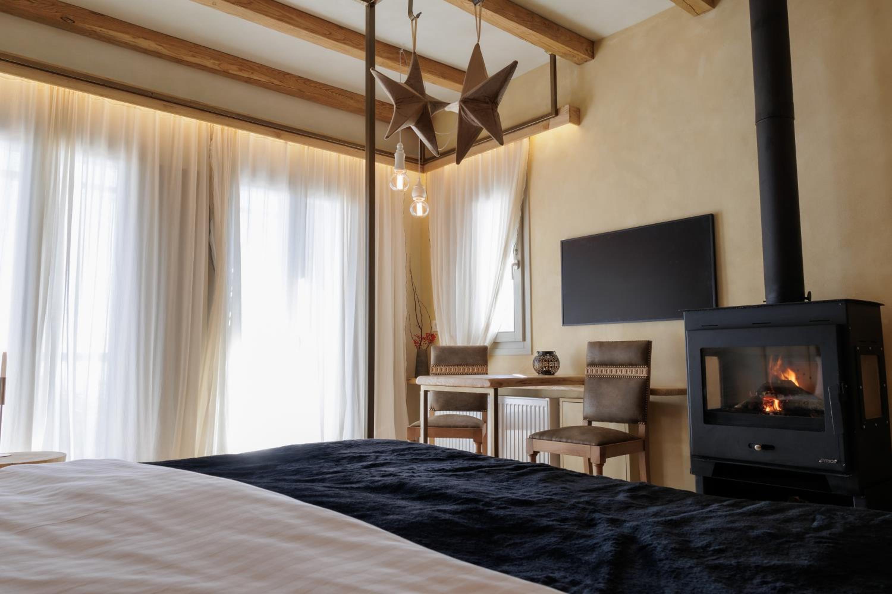 Superior King Suite