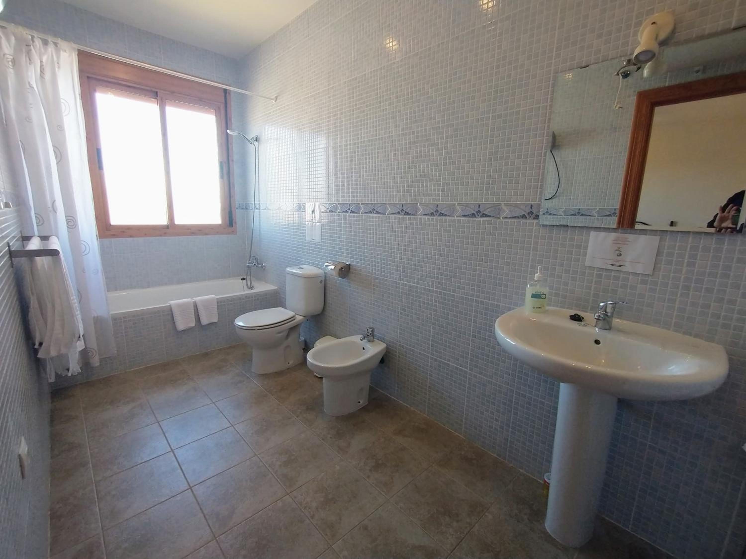 One-Bedroom Apartment (2 Adults) photo 2